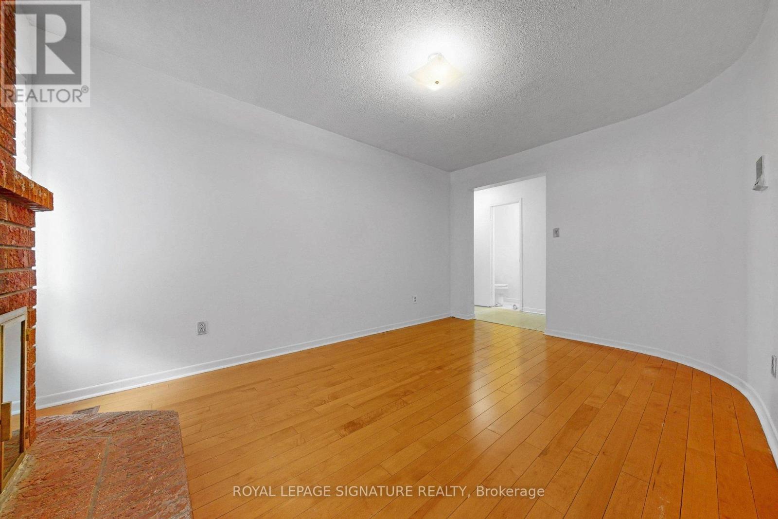 27 Rainthorpe Crescent, Toronto, Ontario  M1W 3S6 - Photo 6 - E12994390