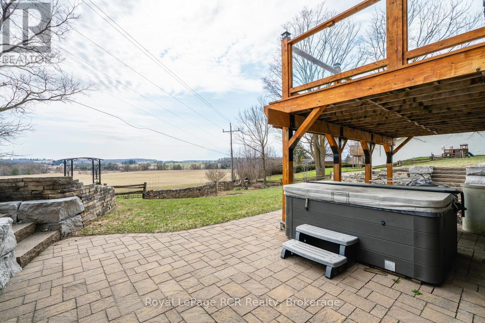 136 4th Avenue, Hanover, Ontario  N4N 2B3 - Photo 4 - X12981958