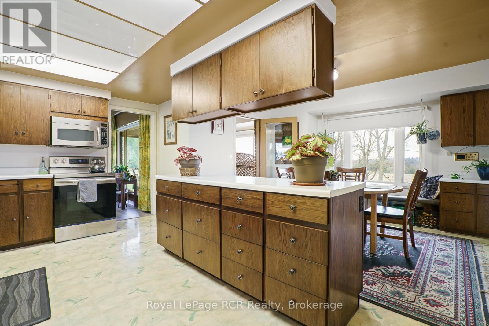 136 4th Avenue, Hanover, Ontario  N4N 2B3 - Photo 46 - X12981958