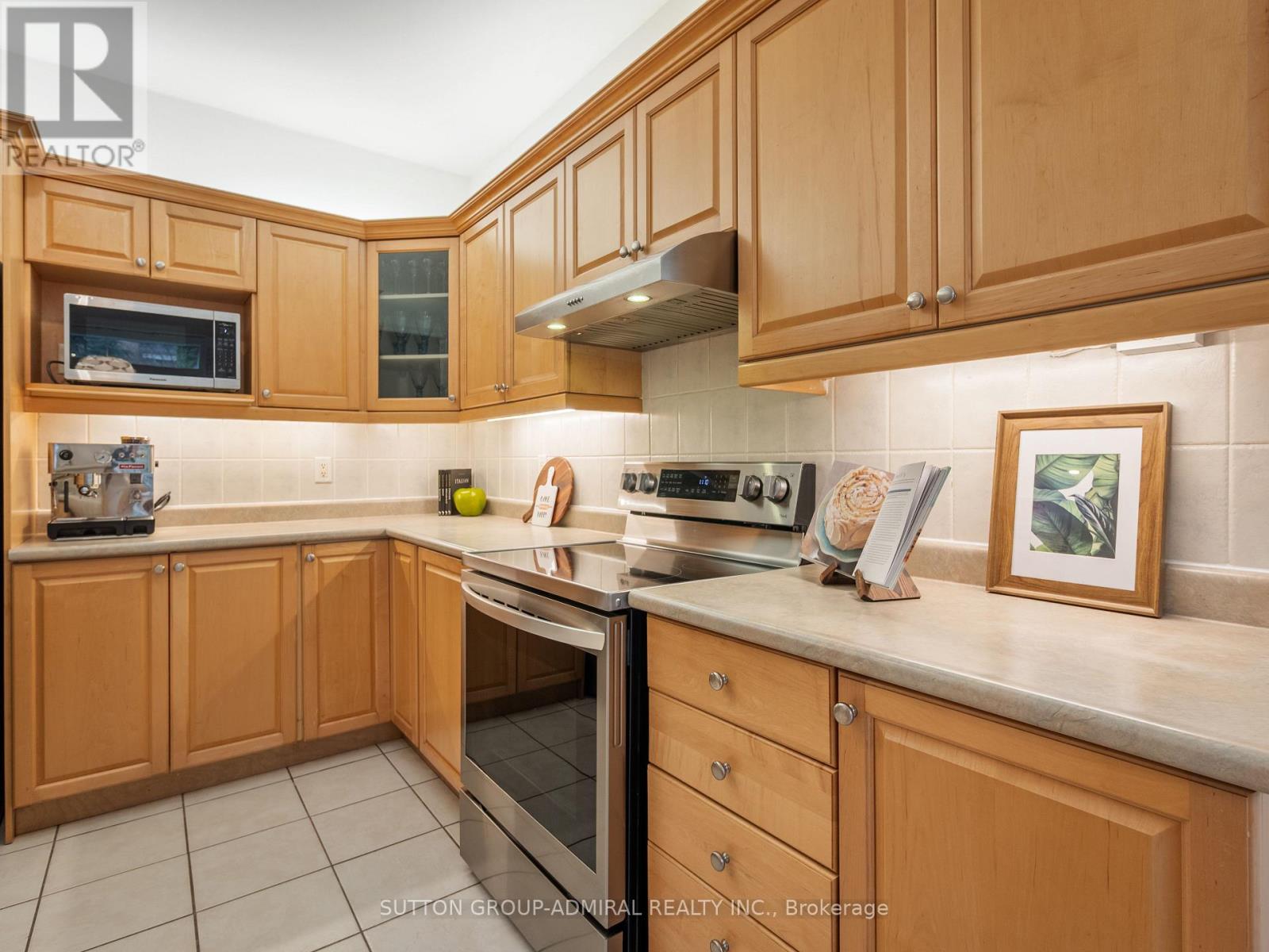 45 Chardonnay Drive, Vaughan, Ontario  L4J 8R8 - Photo 11 - N12994402