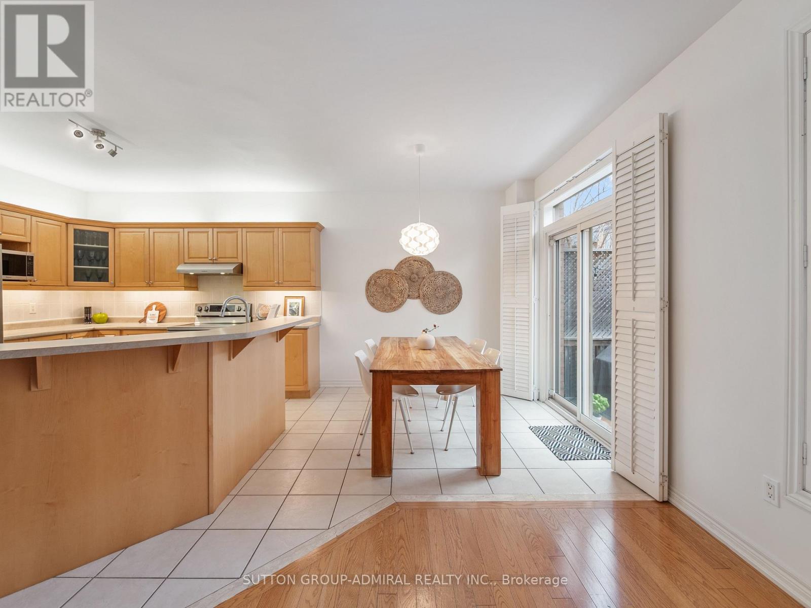 45 Chardonnay Drive, Vaughan, Ontario  L4J 8R8 - Photo 13 - N12994402