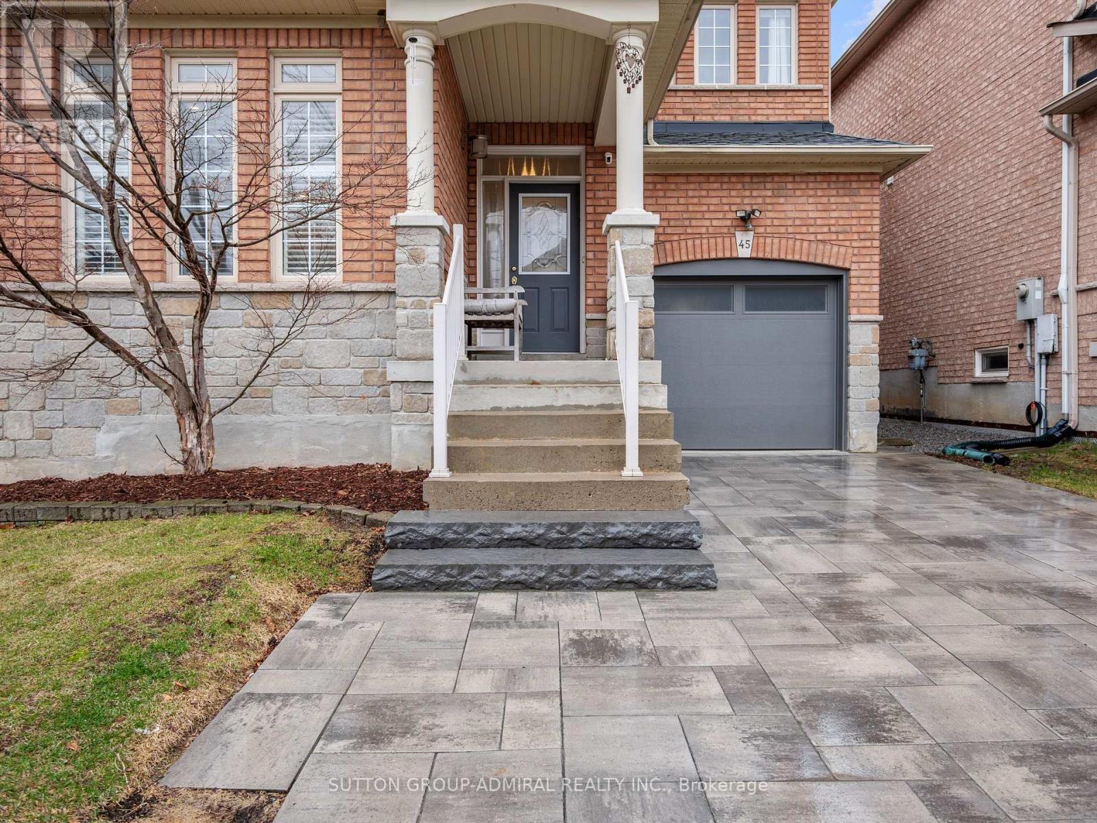 45 Chardonnay Drive, Vaughan, Ontario  L4J 8R8 - Photo 2 - N12994402