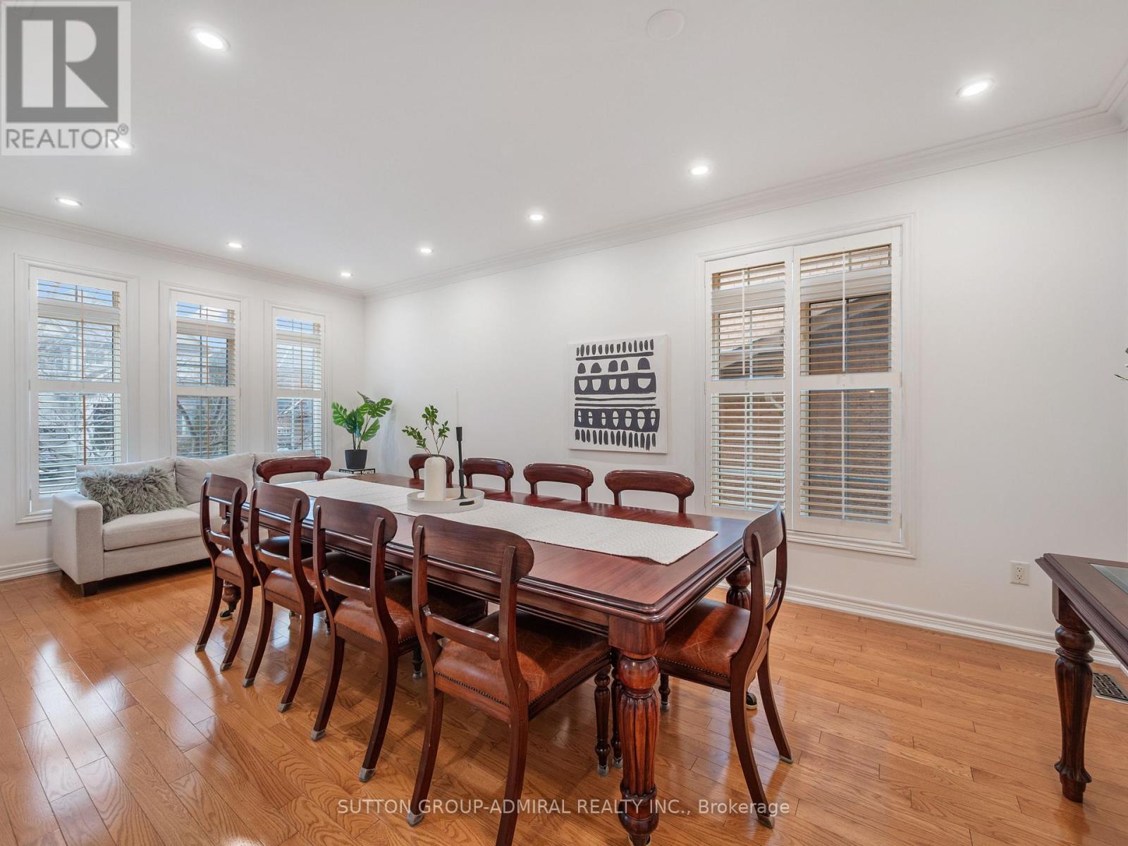 45 Chardonnay Drive, Vaughan, Ontario  L4J 8R8 - Photo 6 - N12994402