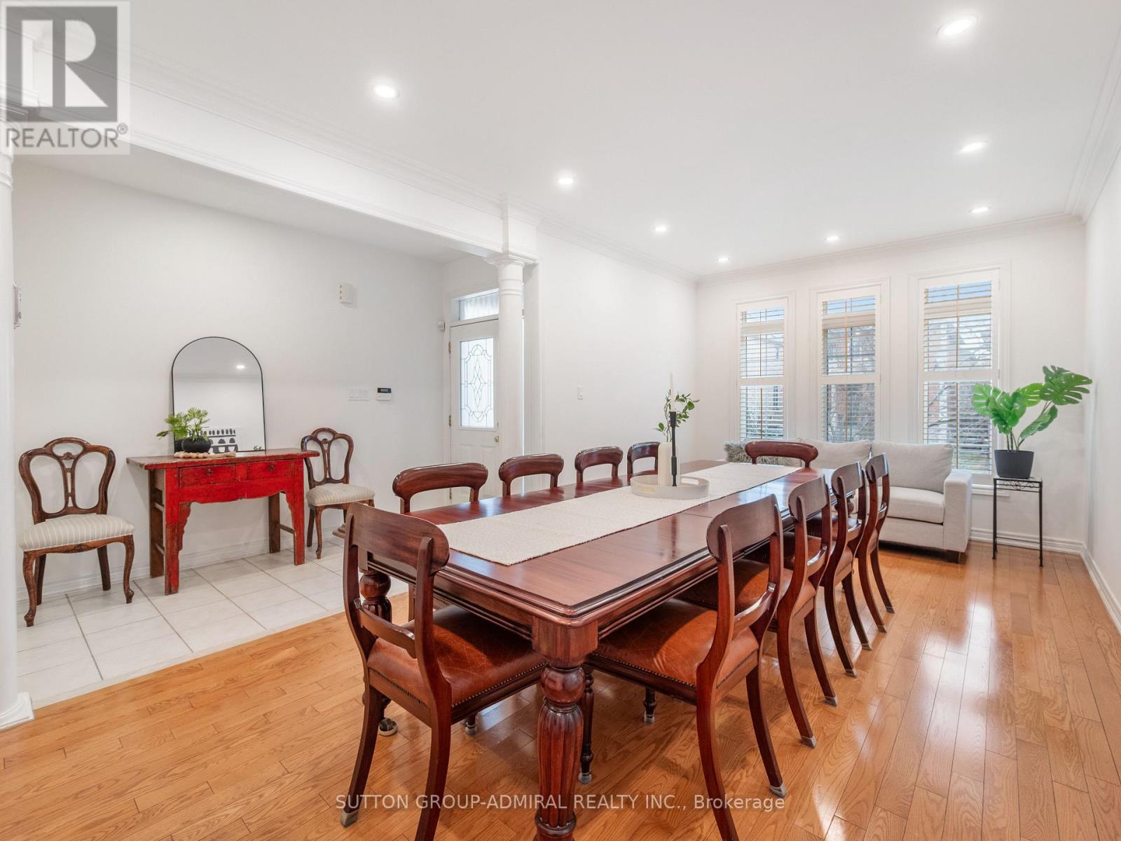 45 Chardonnay Drive, Vaughan, Ontario  L4J 8R8 - Photo 7 - N12994402