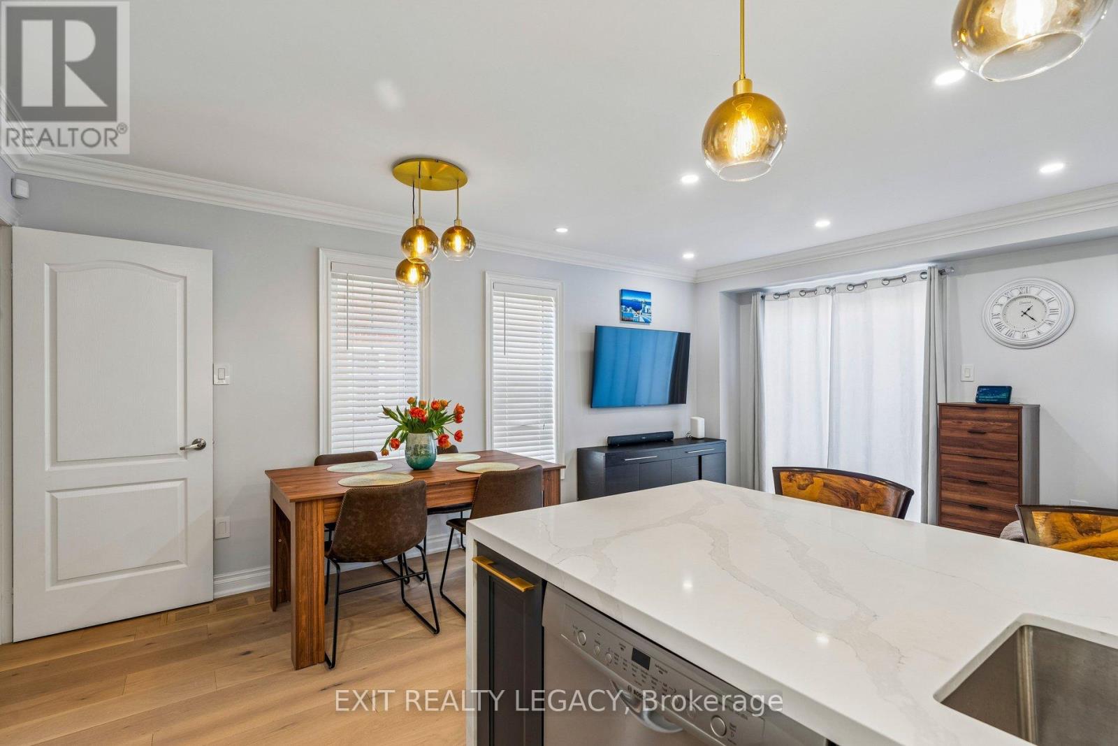 20 Lucena Crescent, Vaughan, Ontario  L6A 2W6 - Photo 16 - N12994412