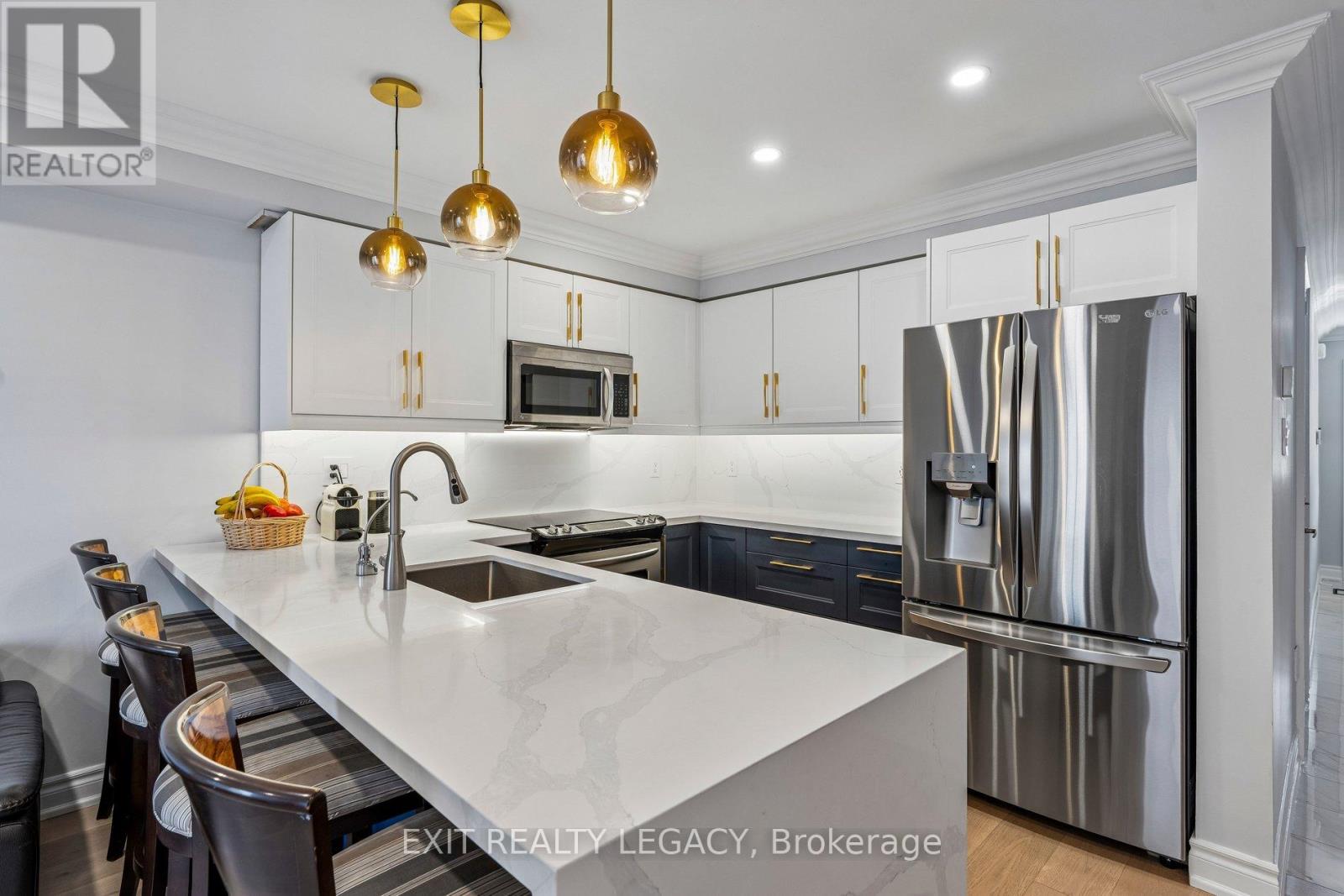 20 Lucena Crescent, Vaughan, Ontario  L6A 2W6 - Photo 19 - N12994412