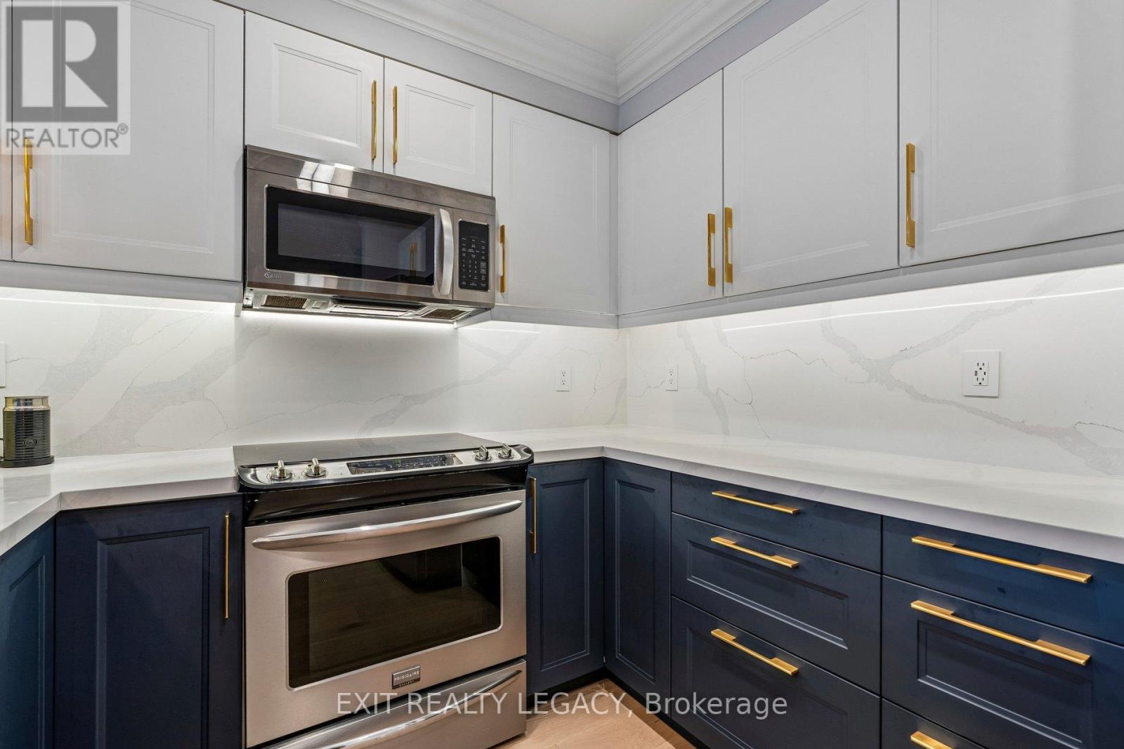 20 Lucena Crescent, Vaughan, Ontario  L6A 2W6 - Photo 20 - N12994412