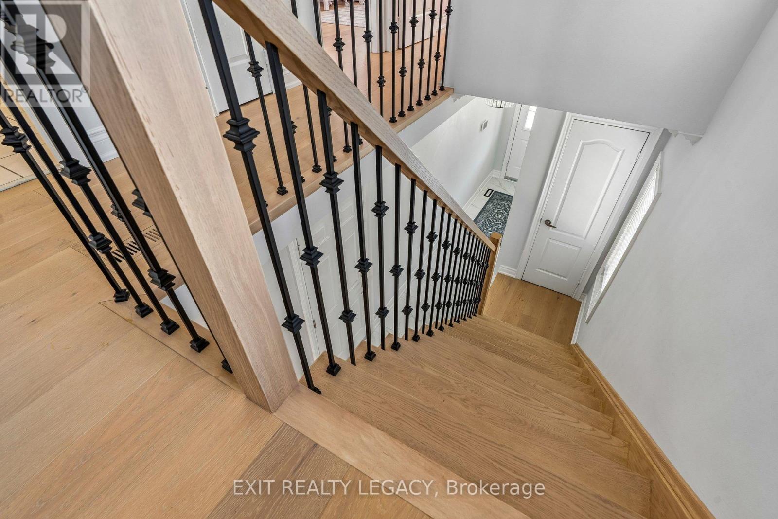 20 Lucena Crescent, Vaughan, Ontario  L6A 2W6 - Photo 25 - N12994412