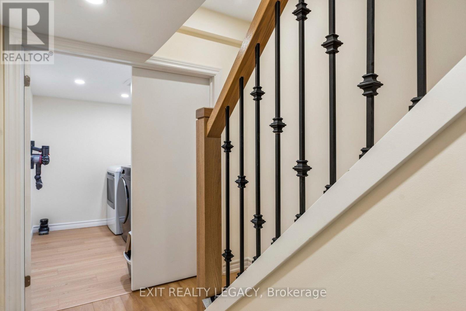 20 Lucena Crescent, Vaughan, Ontario  L6A 2W6 - Photo 41 - N12994412