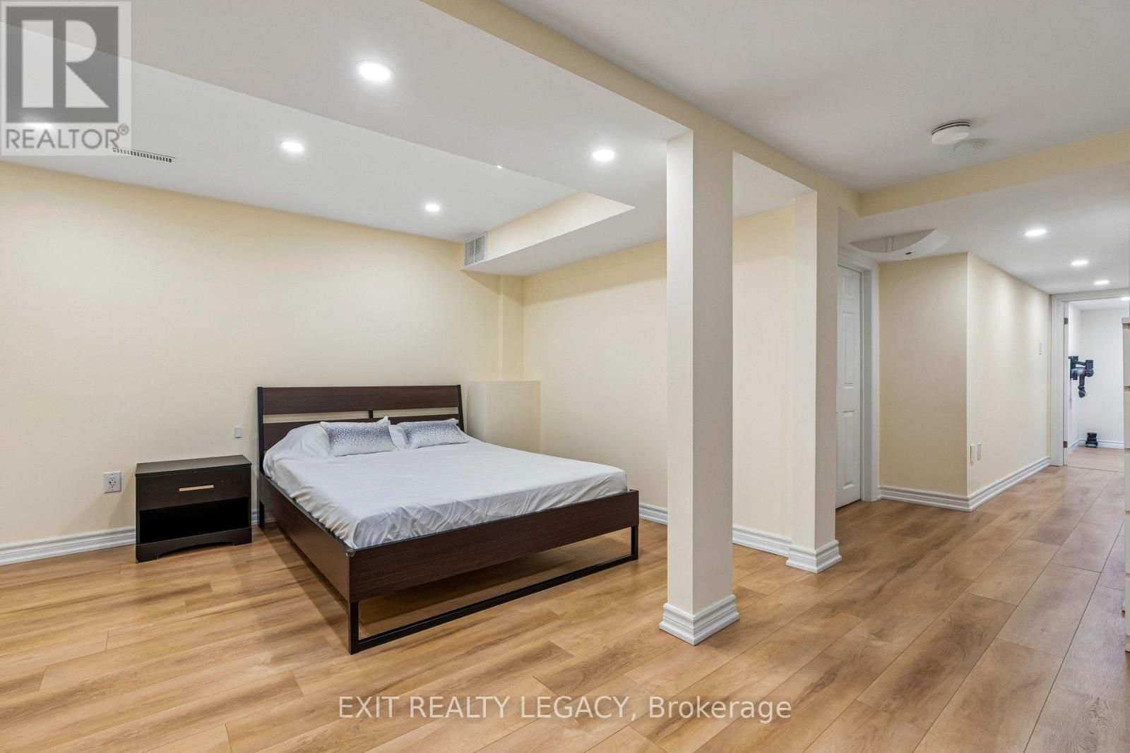 20 Lucena Crescent, Vaughan, Ontario  L6A 2W6 - Photo 43 - N12994412