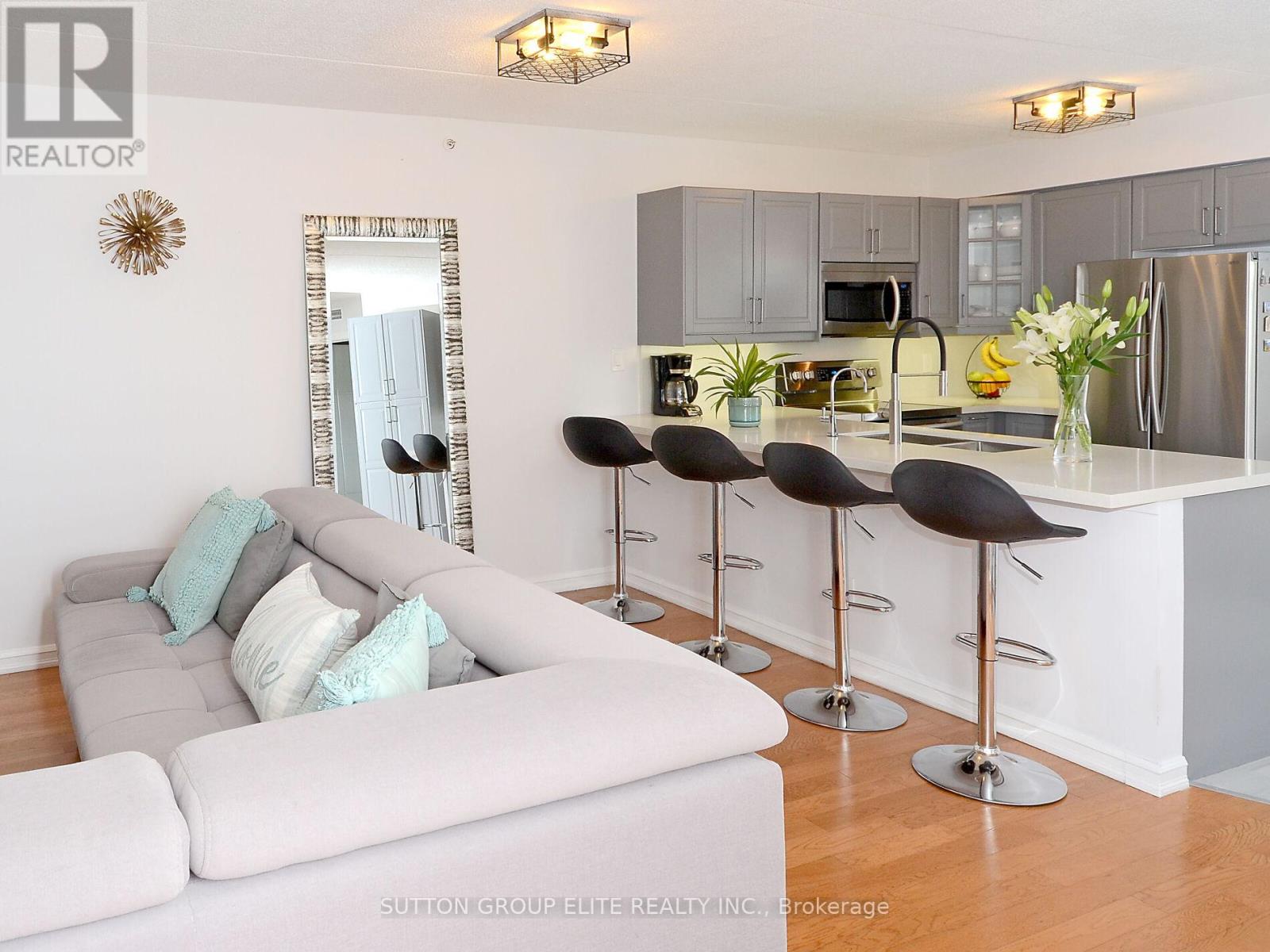 312 - 4013 Kilmer Drive, Burlington, Ontario  L7M 4M3 - Photo 12 - W12994364