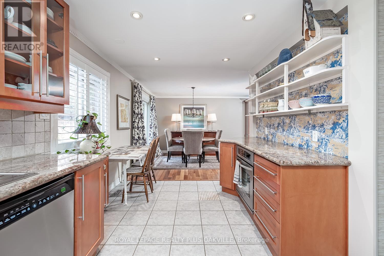 1507 Trenton Road, Oakville, Ontario  L6L 1K9 - Photo 12 - W12994368