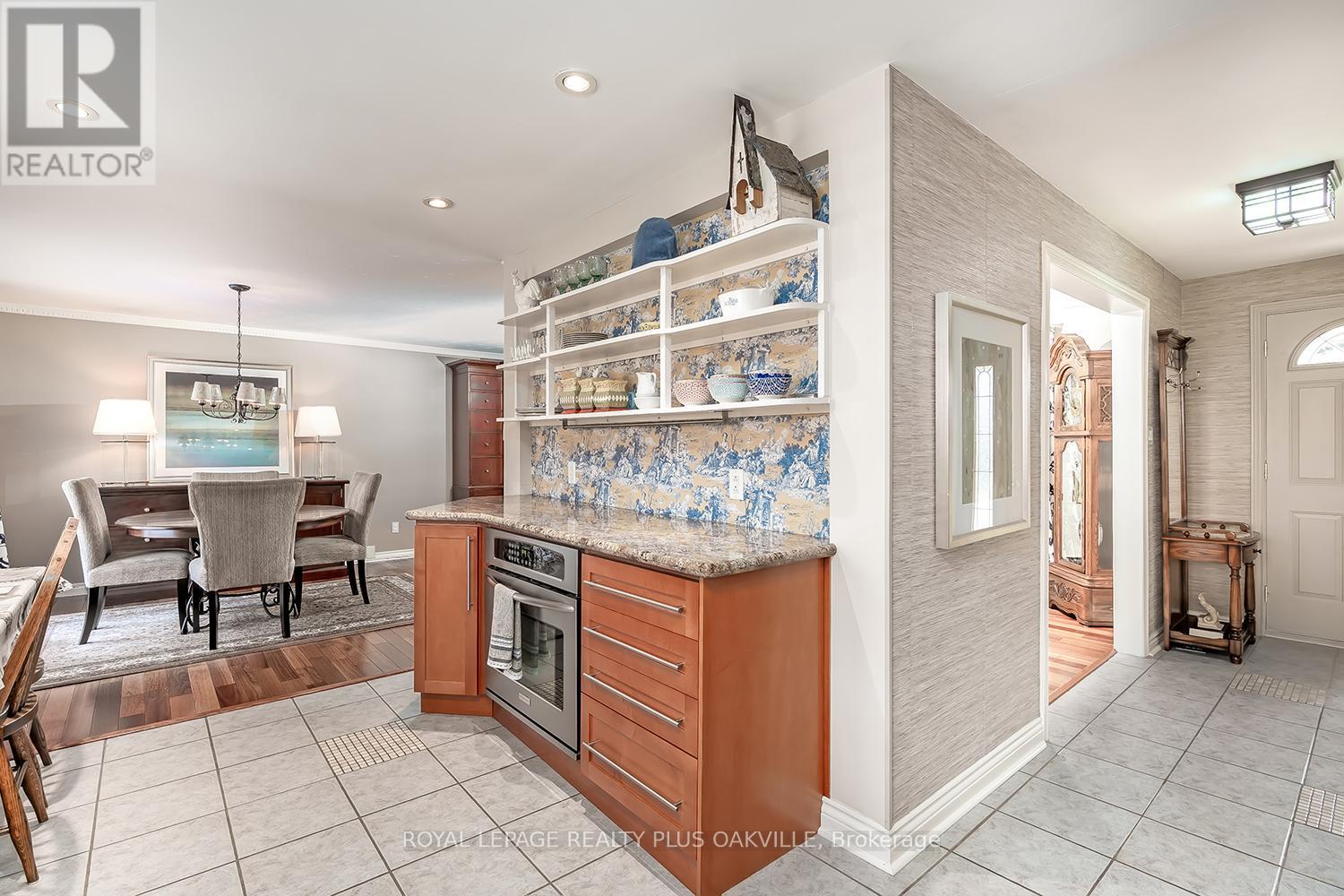 1507 Trenton Road, Oakville, Ontario  L6L 1K9 - Photo 13 - W12994368