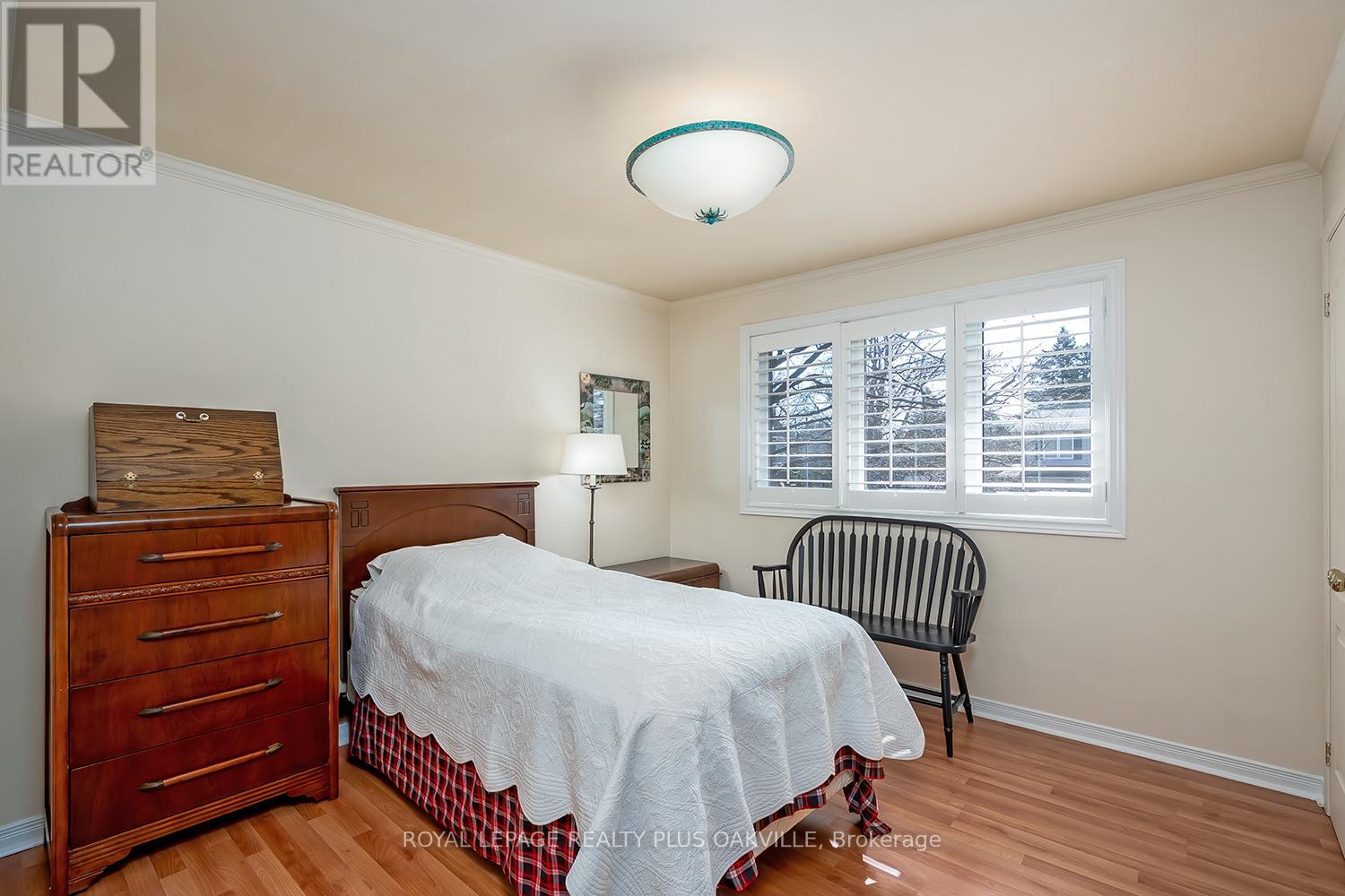 1507 Trenton Road, Oakville, Ontario  L6L 1K9 - Photo 17 - W12994368