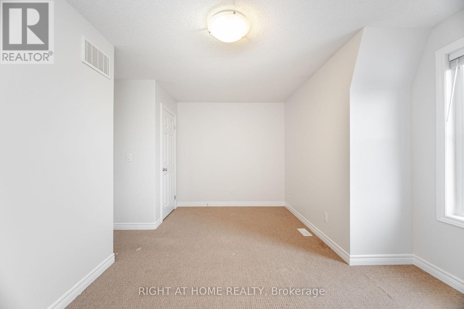 18 - 1380 Costigan Road, Milton, Ontario  L9T 8L2 - Photo 19 - W12994406