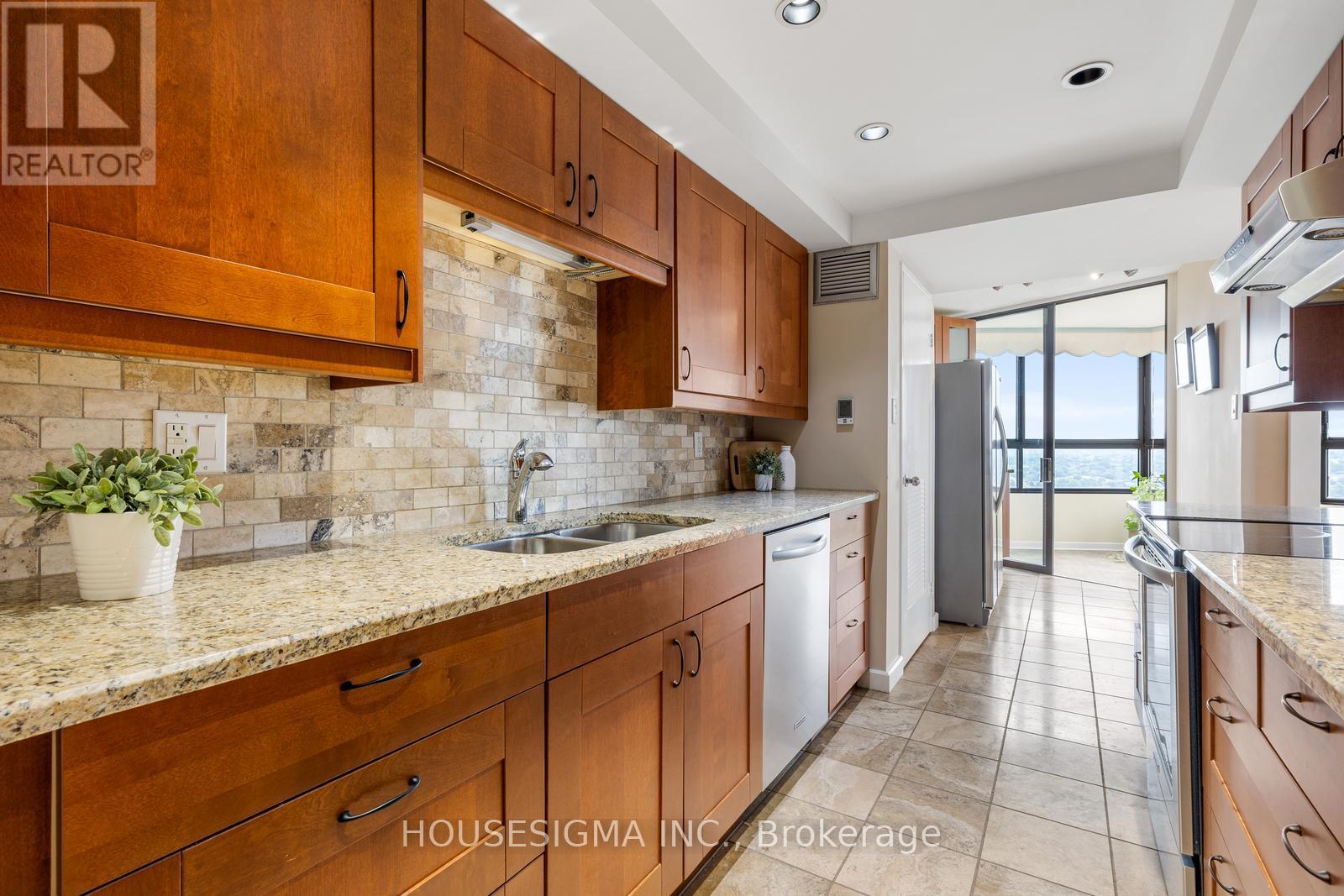 2010 - 1300 Bloor Street, Mississauga, Ontario  L4Y 3Z2 - Photo 13 - W12994410