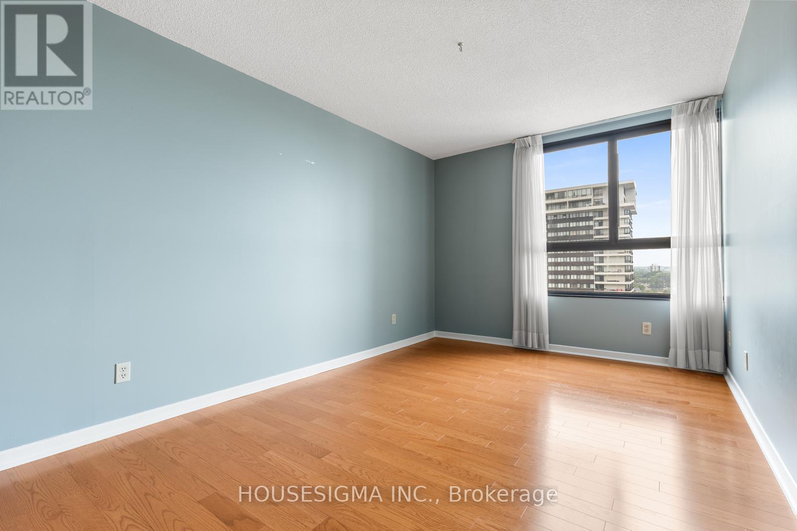 2010 - 1300 Bloor Street, Mississauga, Ontario  L4Y 3Z2 - Photo 25 - W12994410