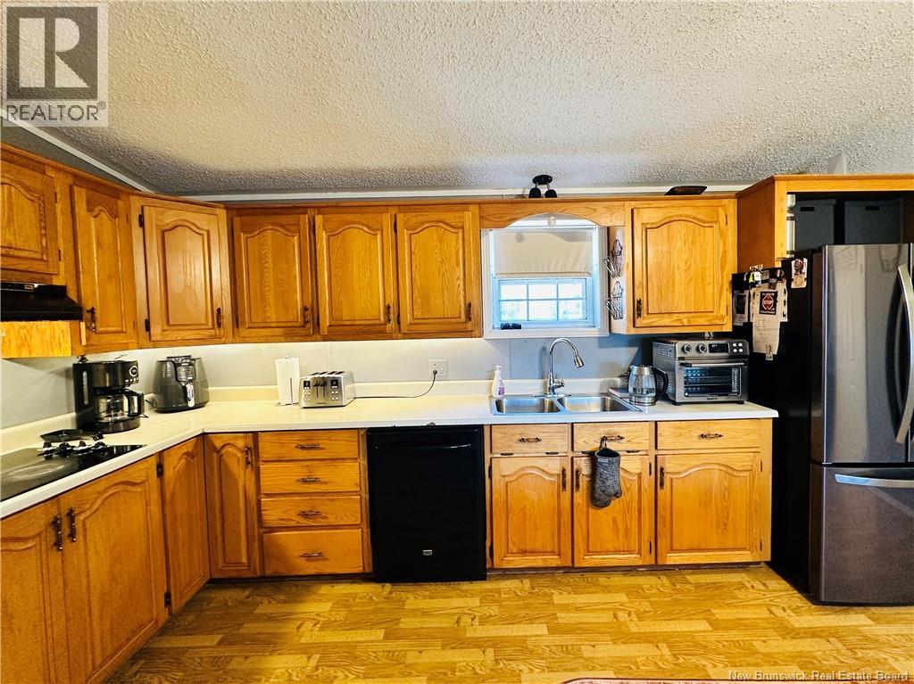 5061 Route 117 Hwy, Baie-Sainte-Anne, New Brunswick  E9A 1R1 - Photo 7 - NB137110