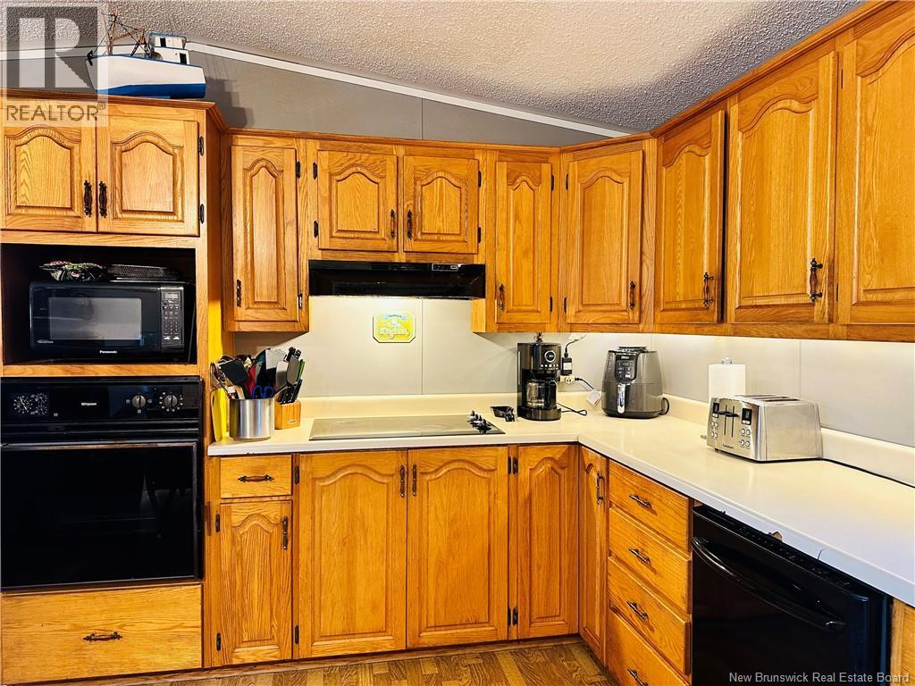 5061 Route 117 Hwy, Baie-Sainte-Anne, New Brunswick  E9A 1R1 - Photo 8 - NB137110