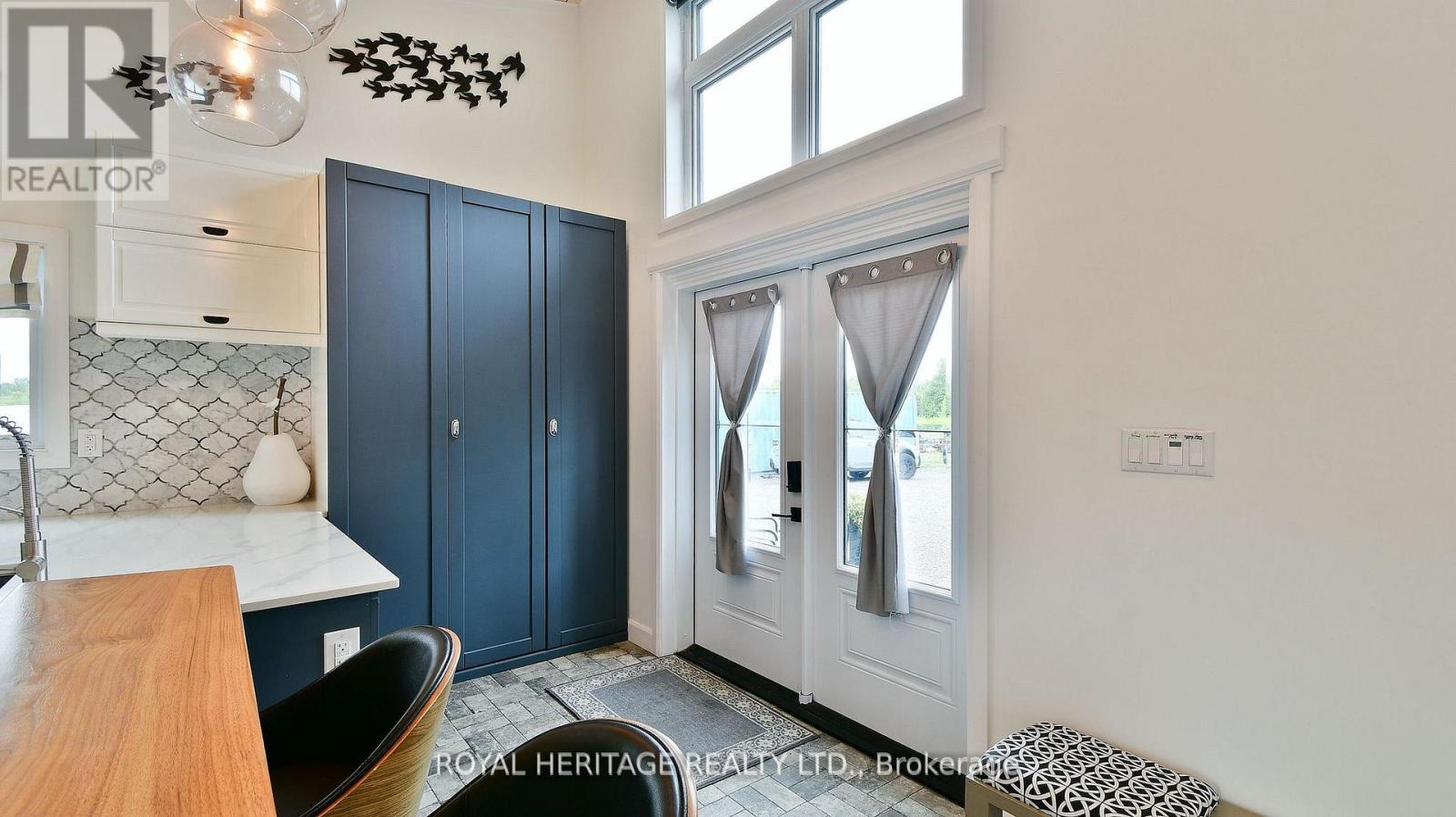 9 Hunts Line Road, Trent Lakes, Ontario  K0L 1J0 - Photo 5 - X12994370