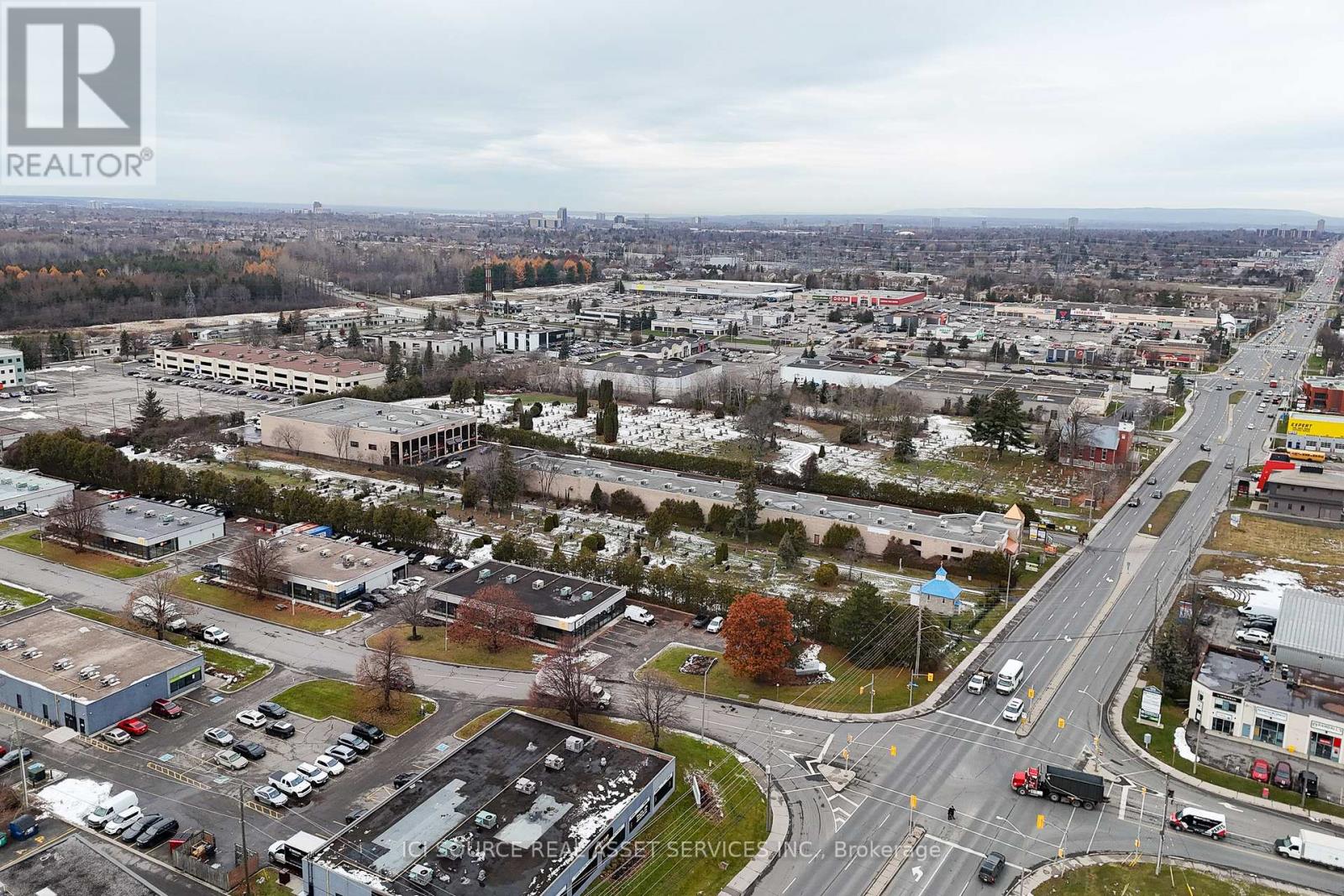 15 & 16 - 1884 MERIVALE ROAD, Ottawa, Ontario