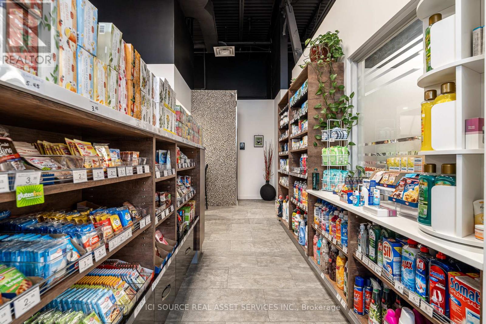 15 & 16 - 1884 Merivale Road, Ottawa, Ontario  K2G 1E6 - Photo 19 - X12994376