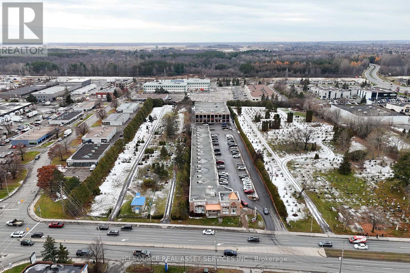 15 & 16 - 1884 Merivale Road, Ottawa, Ontario  K2G 1E6 - Photo 2 - X12994376