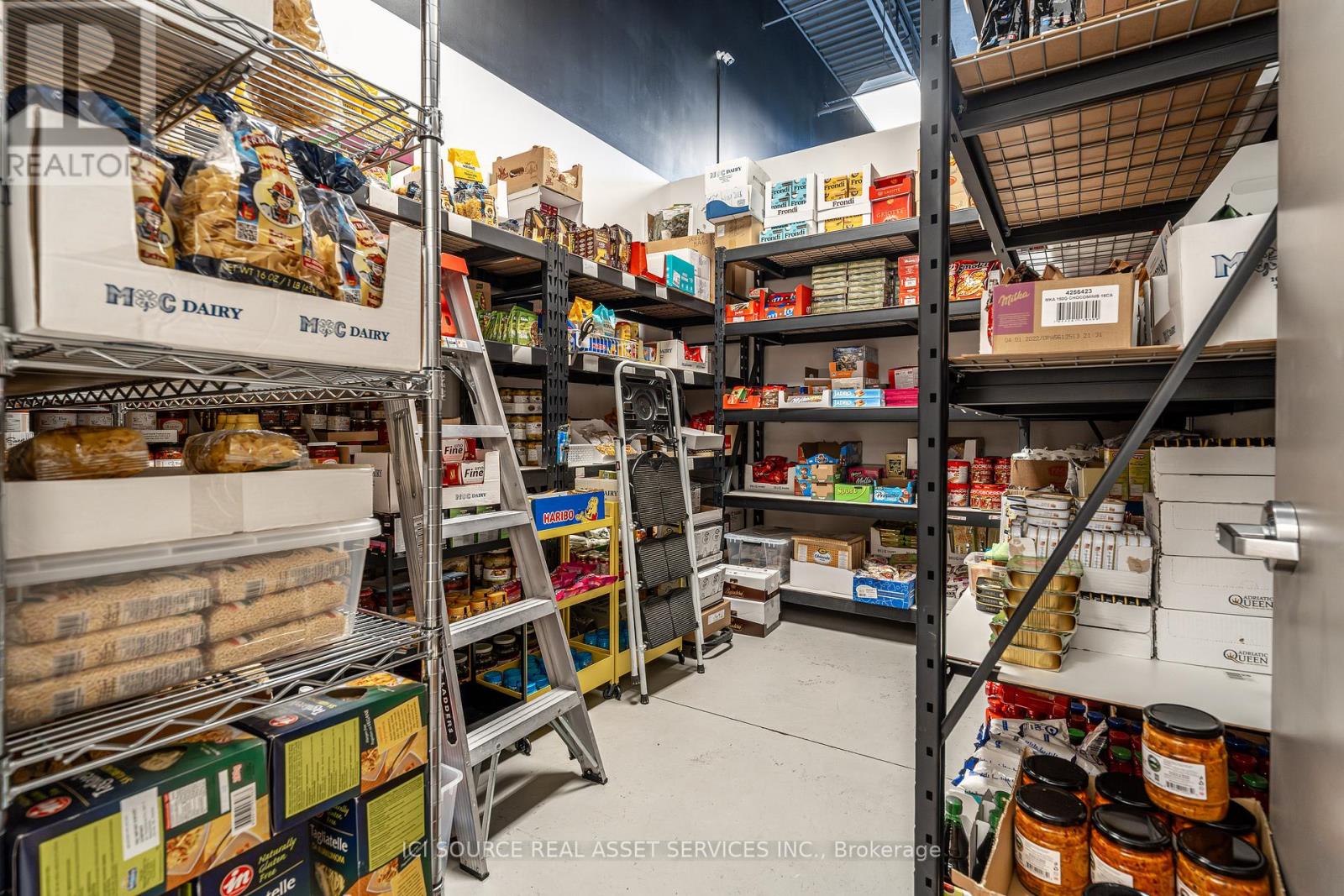 15 & 16 - 1884 Merivale Road, Ottawa, Ontario  K2G 1E6 - Photo 21 - X12994376