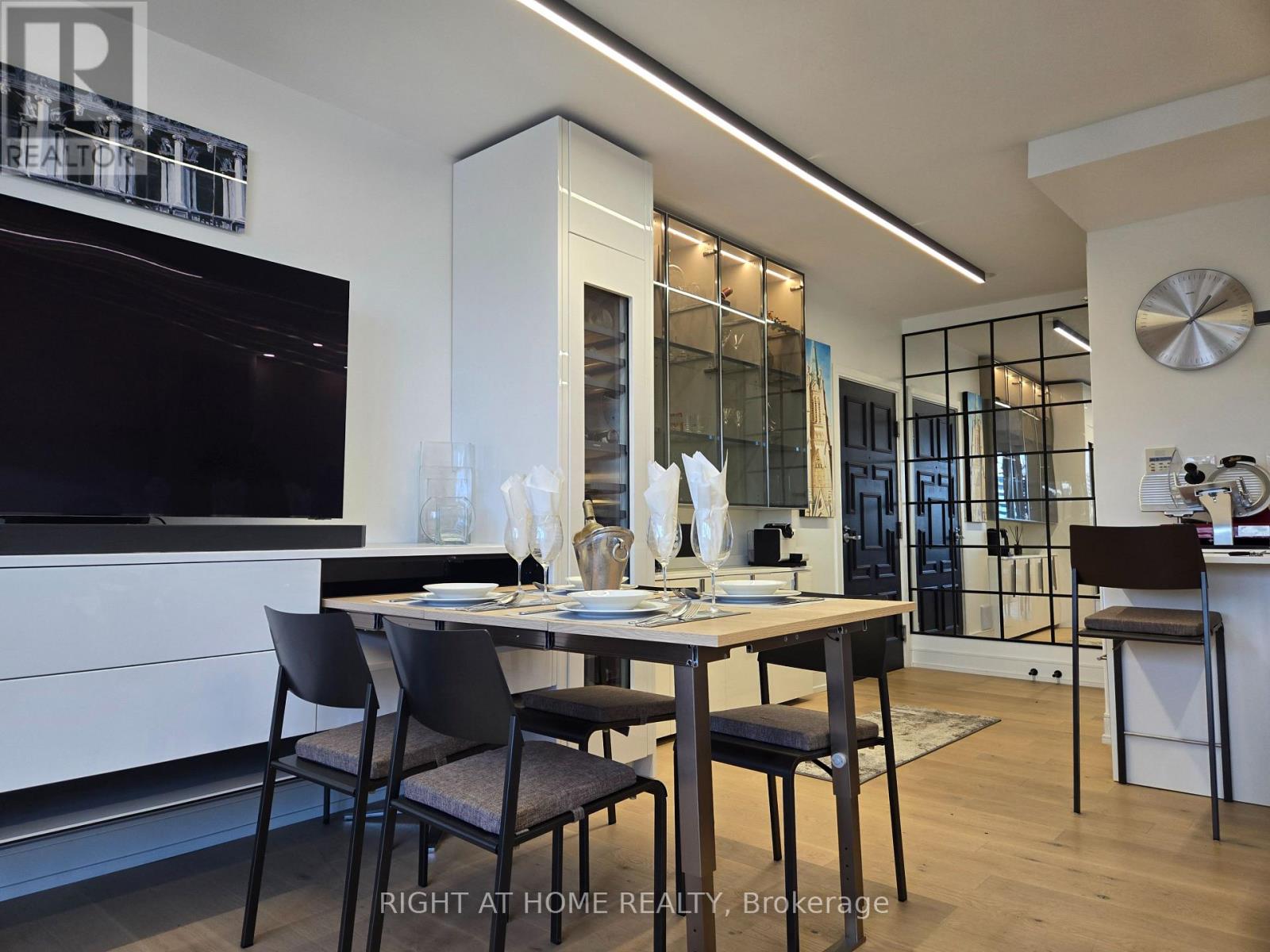 1402 - 168 King Street E, Toronto, Ontario  M5A 4S4 - Photo 12 - C12931548