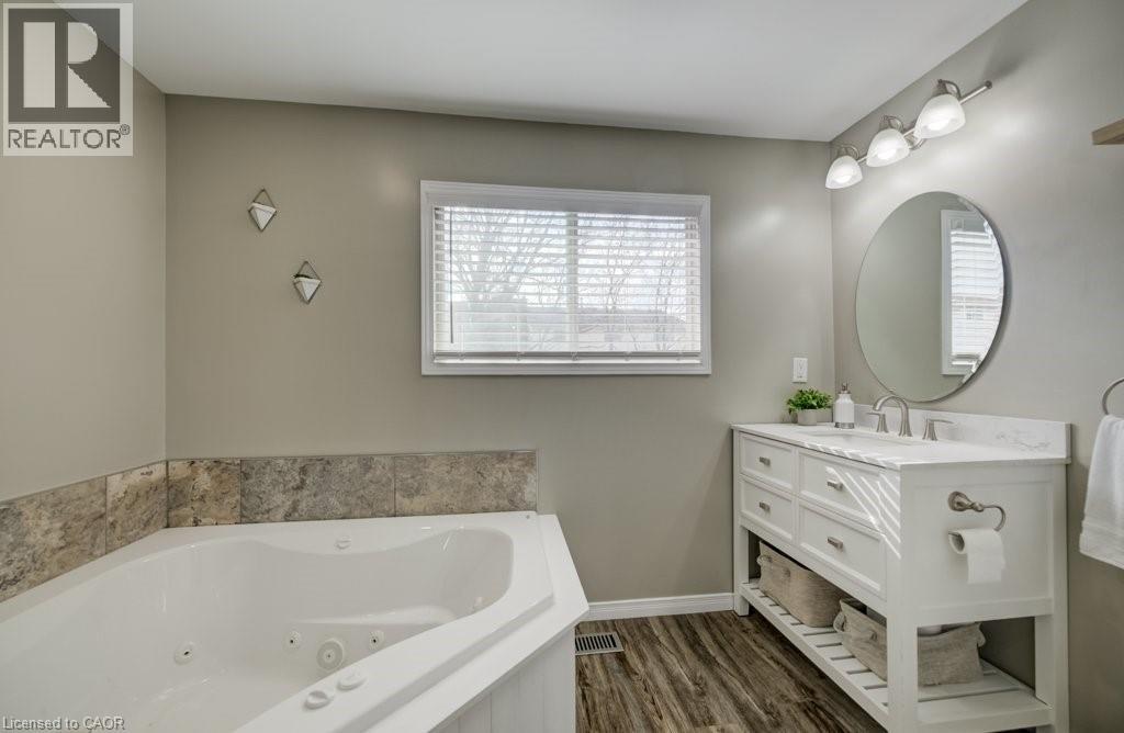 107 Old Park Lane, Kitchener, Ontario N2N 2K1 - Photo 30 - 40819922