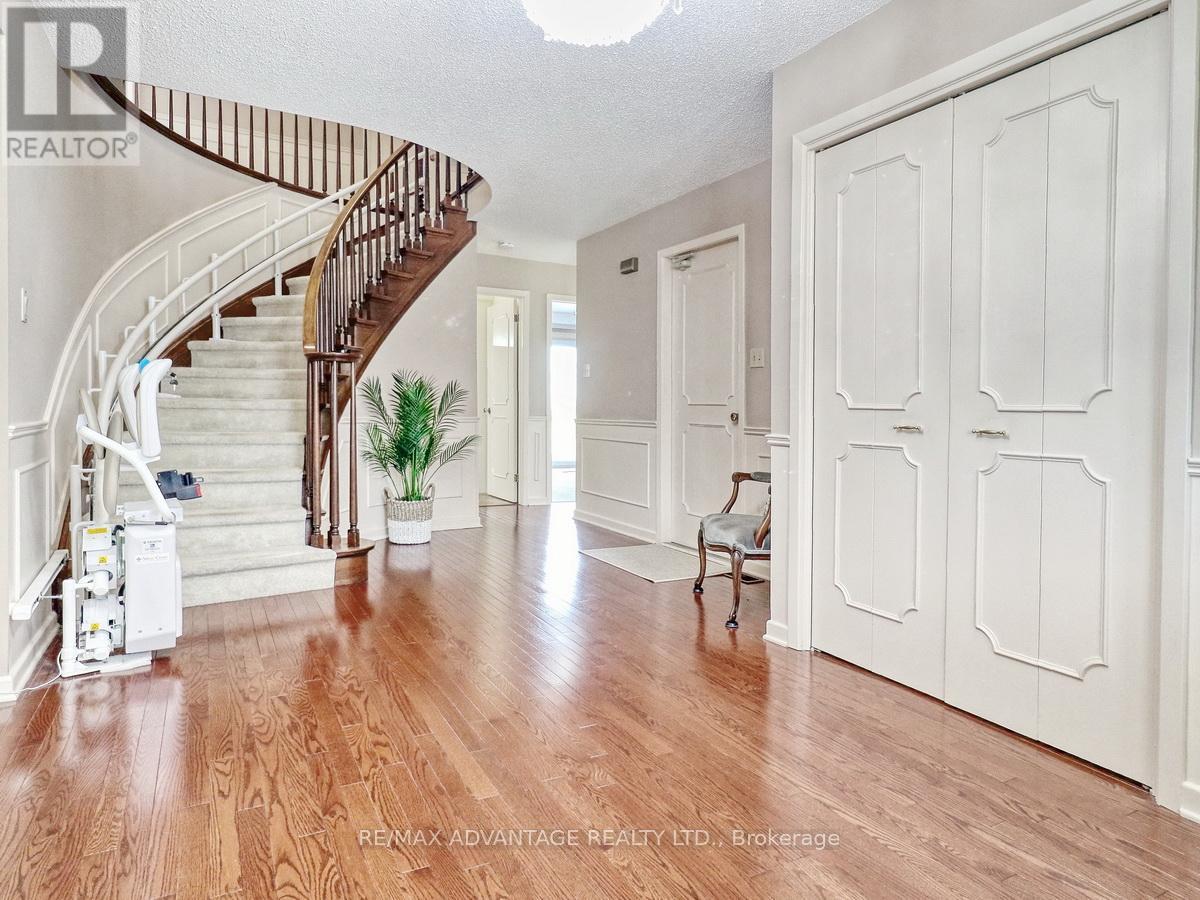 150 Guildford Crescent, London South, Ontario  N6J 3Y6 - Photo 4 - X12994470