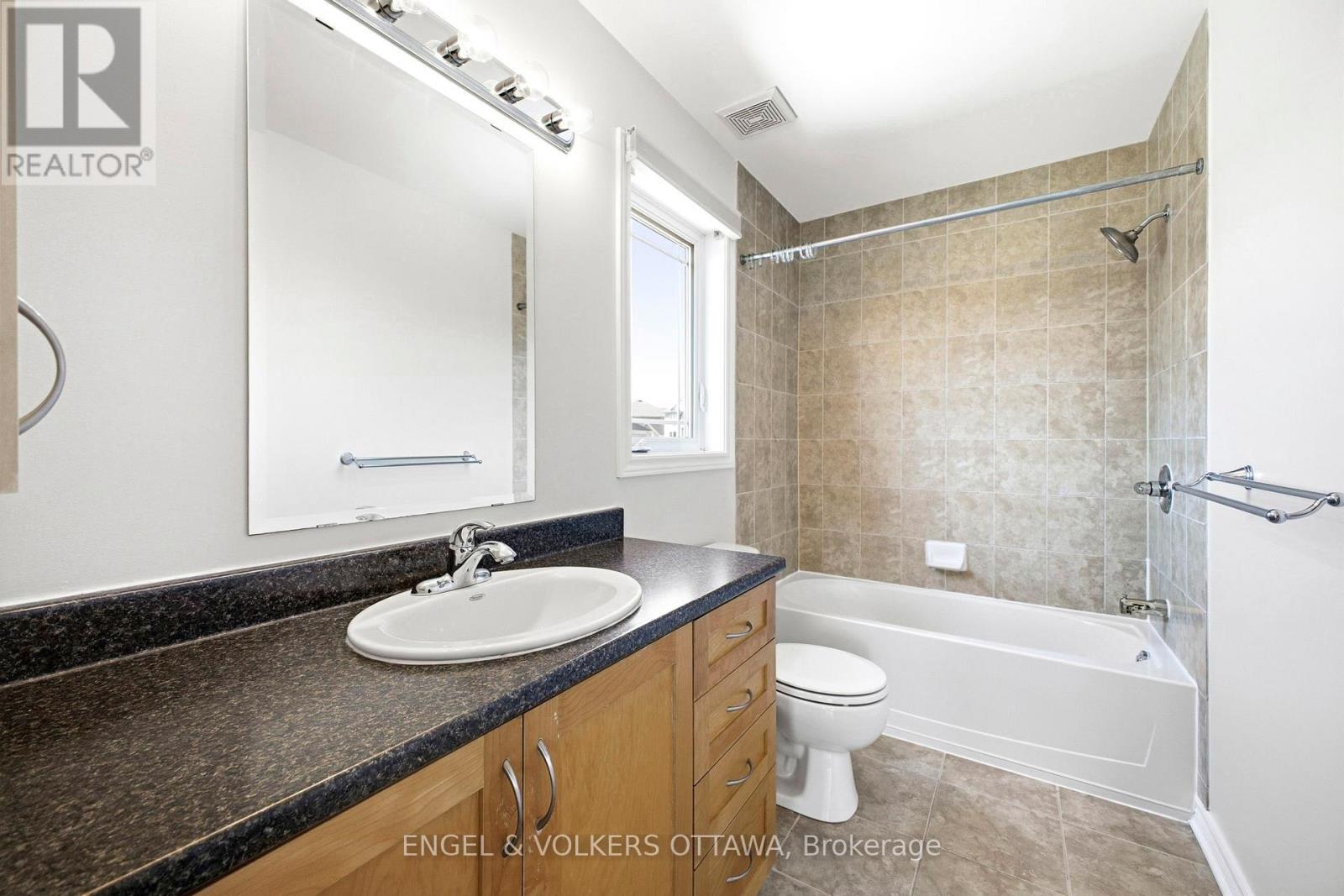 234 Branthaven Street, Ottawa, Ontario K4A 0H6 - Photo 12 - X12994444