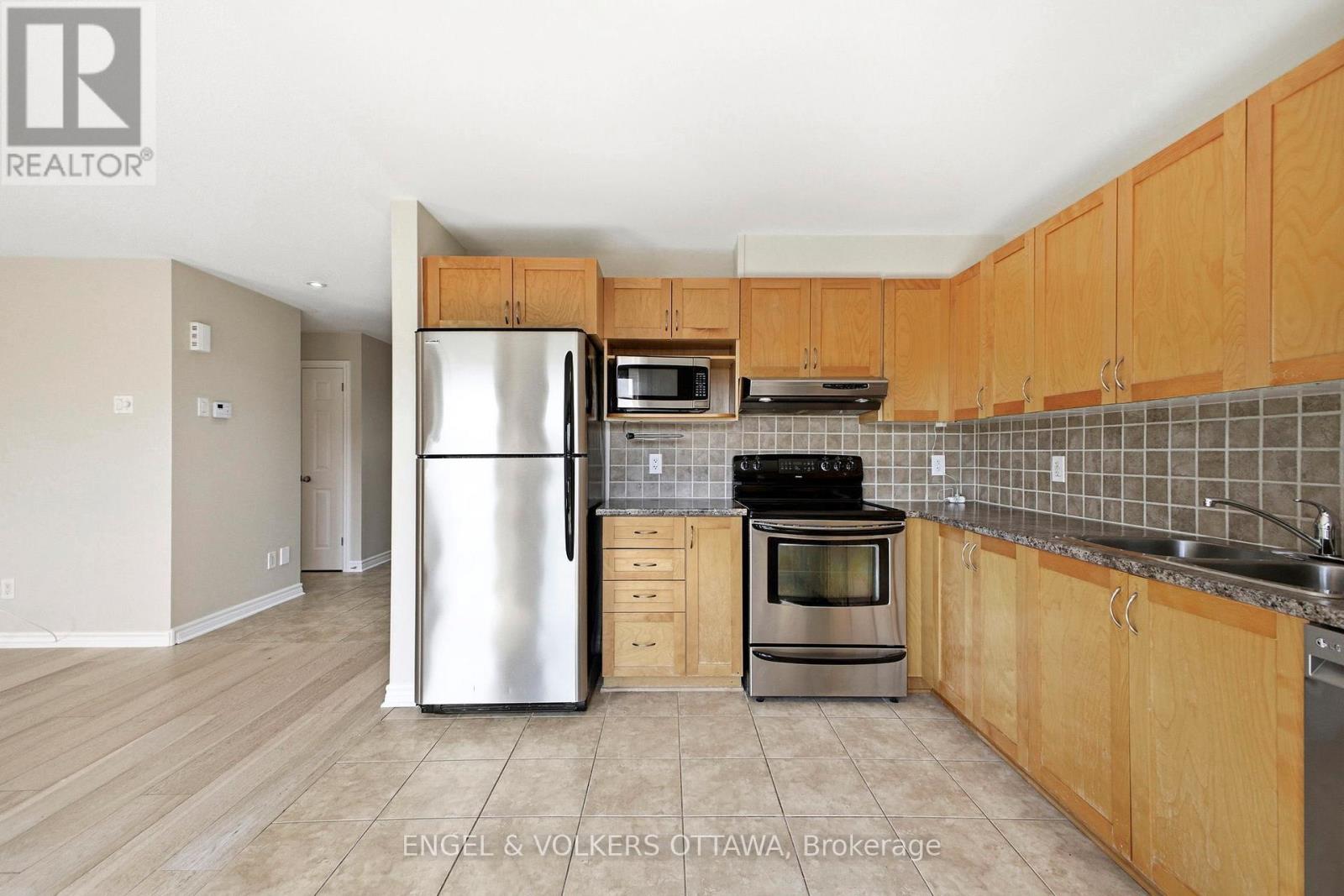 234 Branthaven Street, Ottawa, Ontario K4A 0H6 - Photo 8 - X12994444