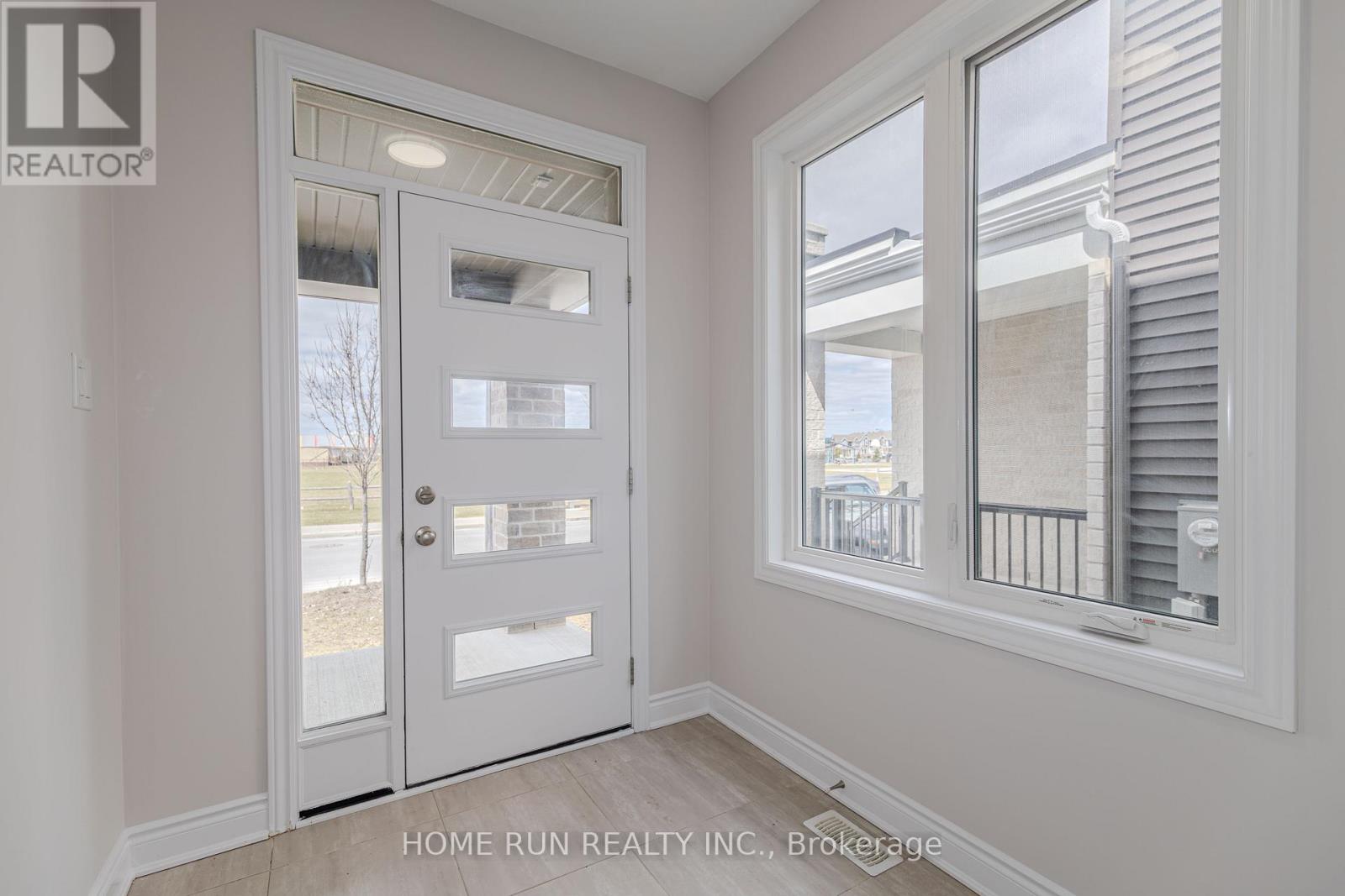 914 Rubicon Place, Ottawa, Ontario K2V 0R1 - Photo 3 - X12994466