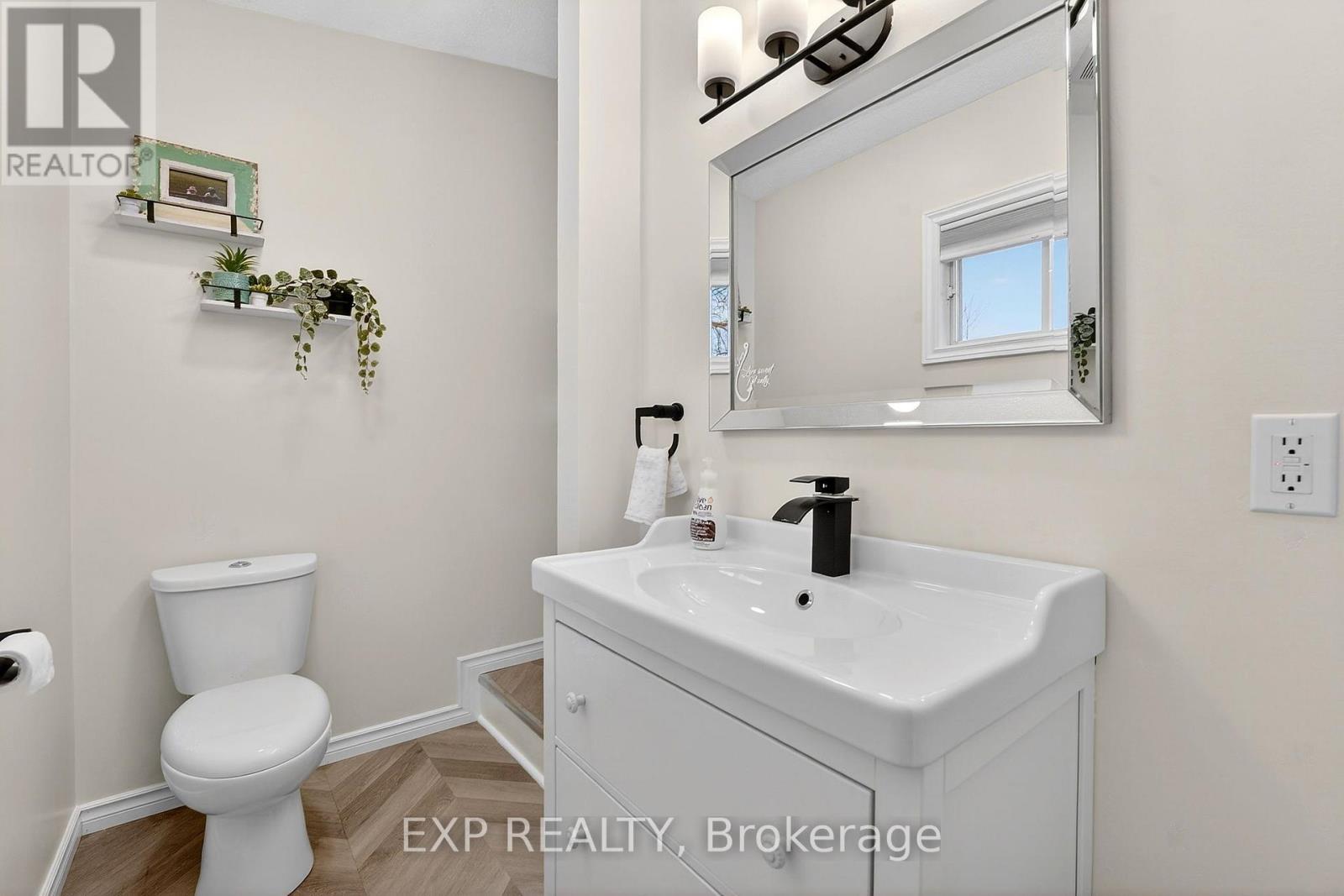 414 Fairview Road, Fort Erie, Ontario  L2A 4S2 - Photo 24 - X12994432