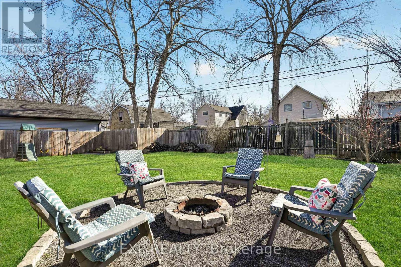 414 Fairview Road, Fort Erie, Ontario  L2A 4S2 - Photo 41 - X12994432