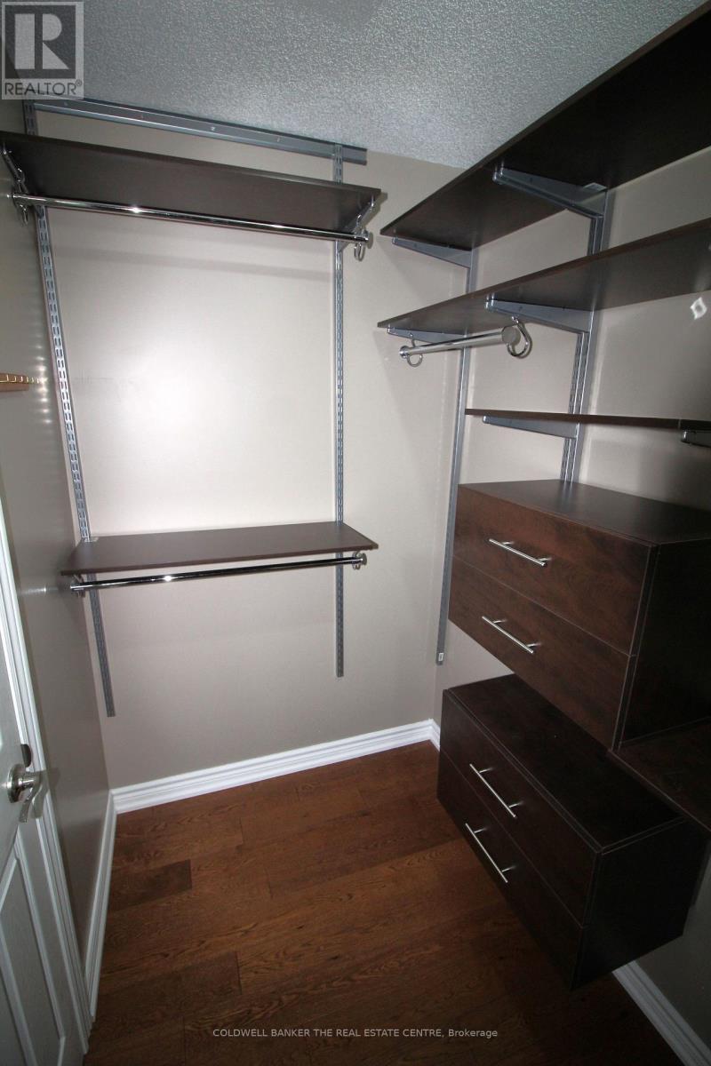 37 Falling Brook Drive, Barrie, Ontario  L4N 7E9 - Photo 23 - S12703130