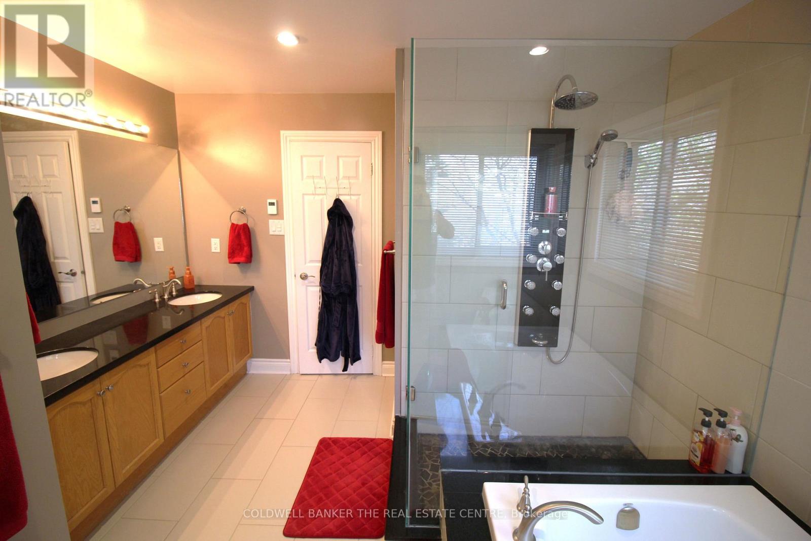 37 Falling Brook Drive, Barrie, Ontario  L4N 7E9 - Photo 25 - S12703130