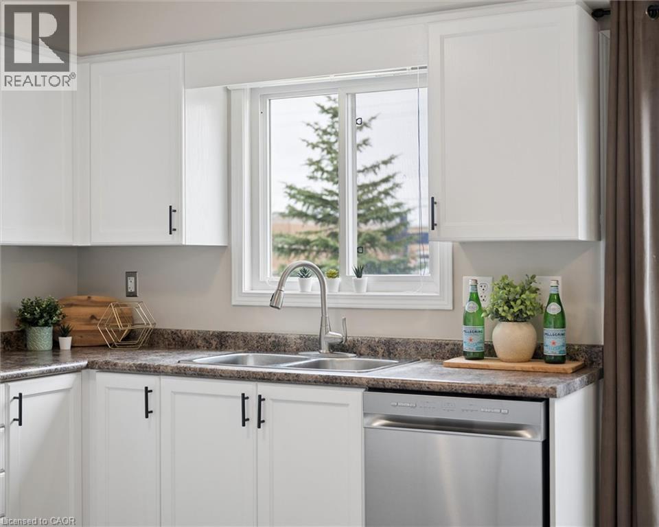 240 Westmeadow Drive Unit# 1b, Kitchener, Ontario N2N 0A1 - Photo 13 - 40817569