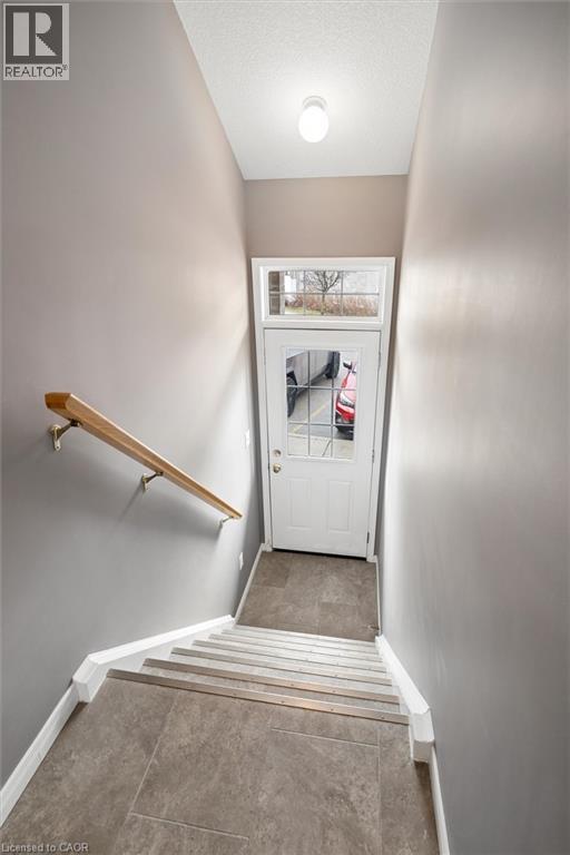 240 Westmeadow Drive Unit# 1b, Kitchener, Ontario N2N 0A1 - Photo 4 - 40817569
