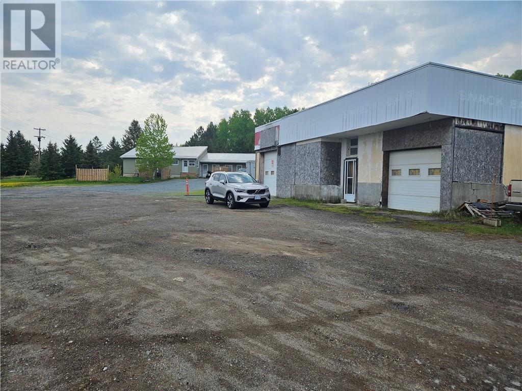 5099 Regional Road 55, Whitefish, Ontario  P0M 3E0 - Photo 35 - 2127096