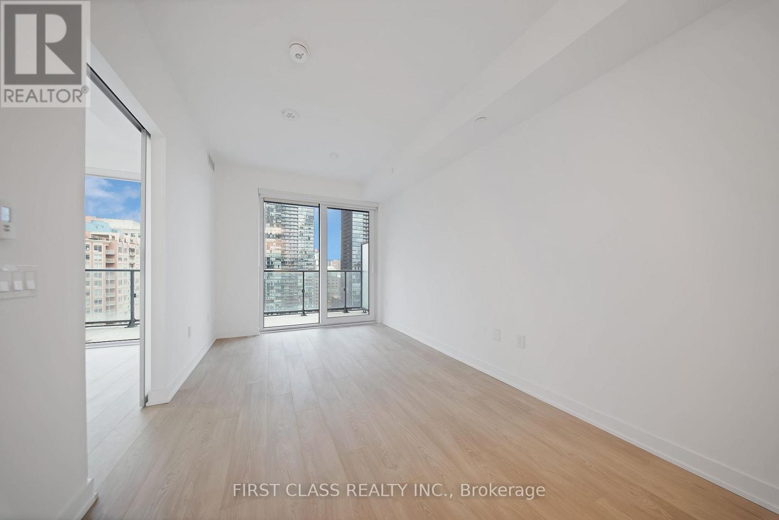 1706 - 634 Church Street, Toronto, Ontario  M4Y 2G3 - Photo 6 - C12994416