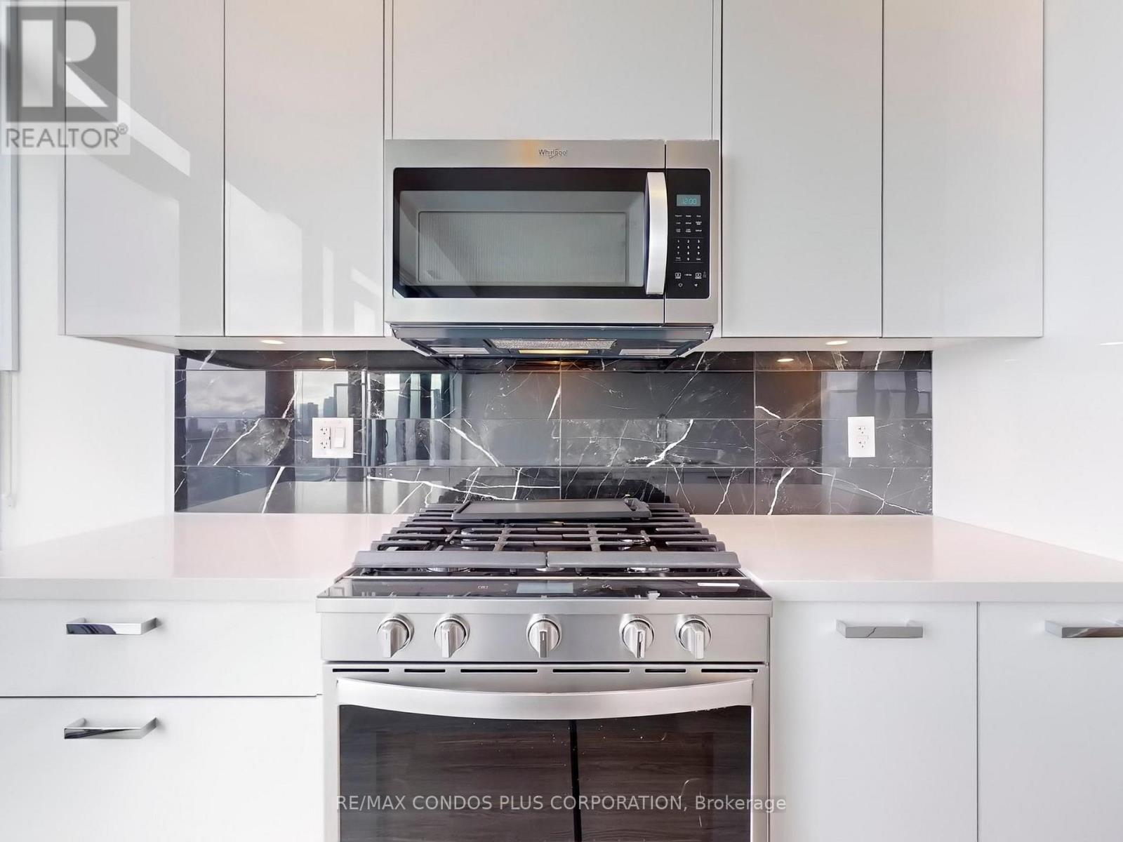 1909 - 195 Mccaul Street, Toronto, Ontario  M5T 1W6 - Photo 15 - C12994418