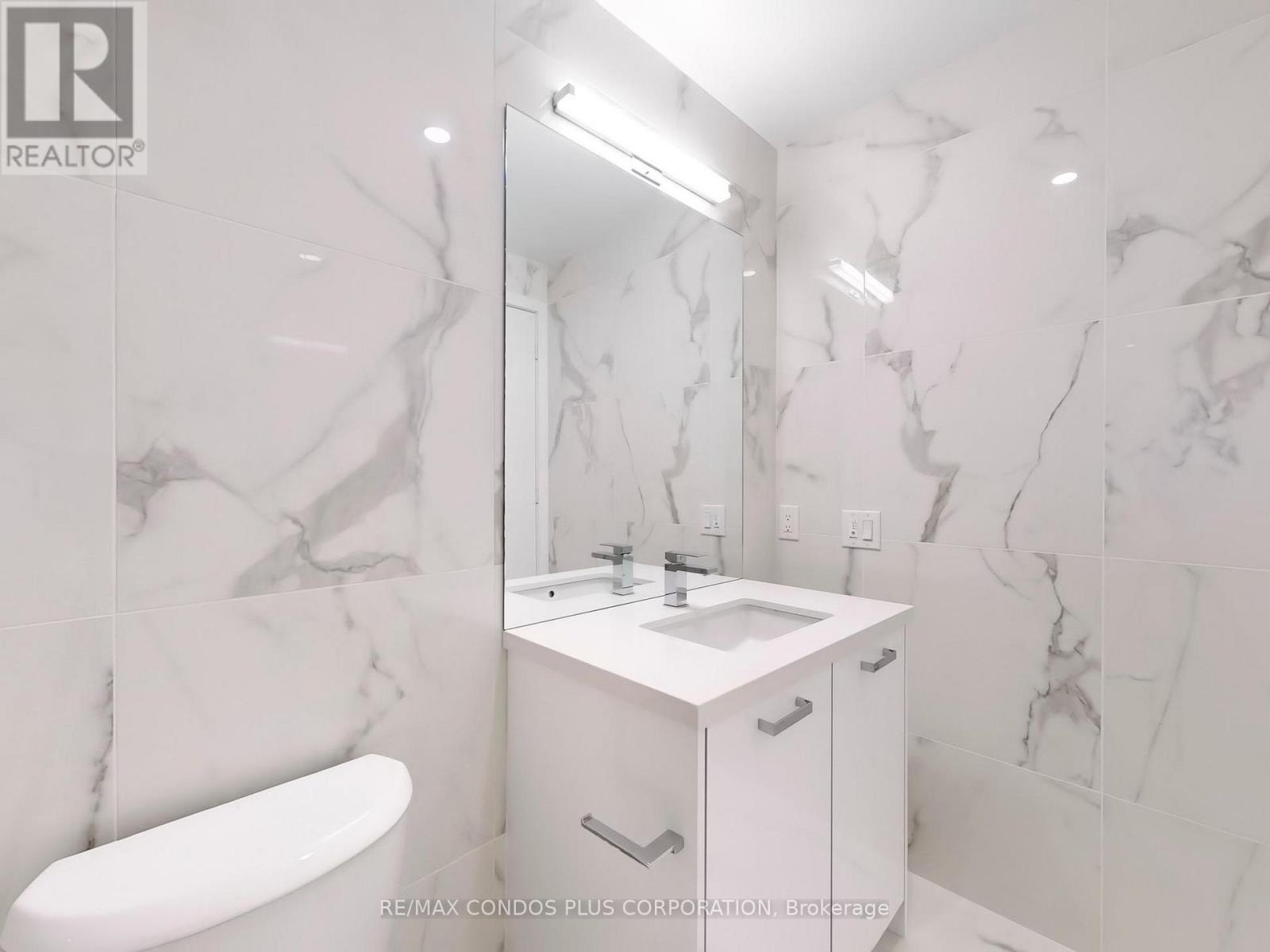 1909 - 195 Mccaul Street, Toronto, Ontario  M5T 1W6 - Photo 40 - C12994418