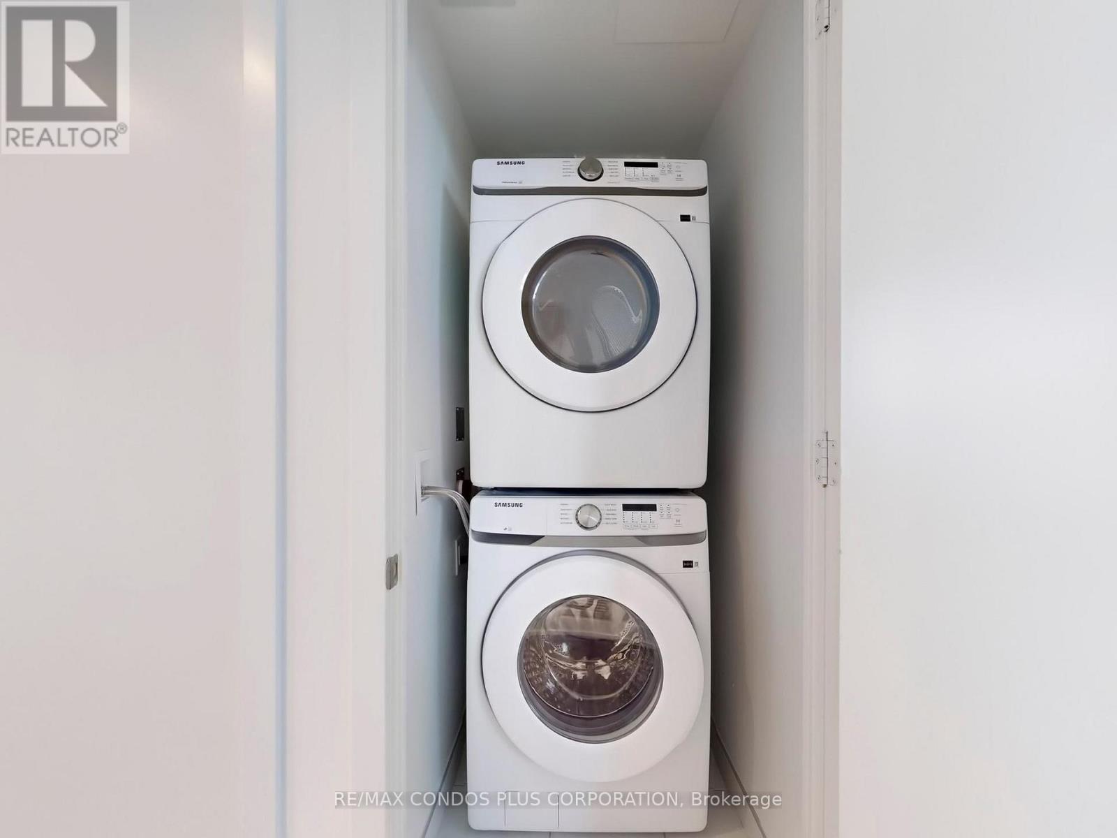 1909 - 195 Mccaul Street, Toronto, Ontario  M5T 1W6 - Photo 41 - C12994418