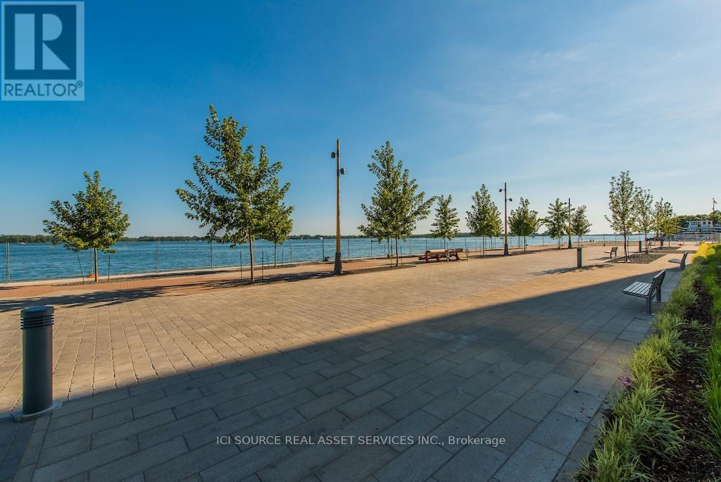 523 - 39 Queens Quay E, Toronto, Ontario  M5E 0A5 - Photo 17 - C12994446
