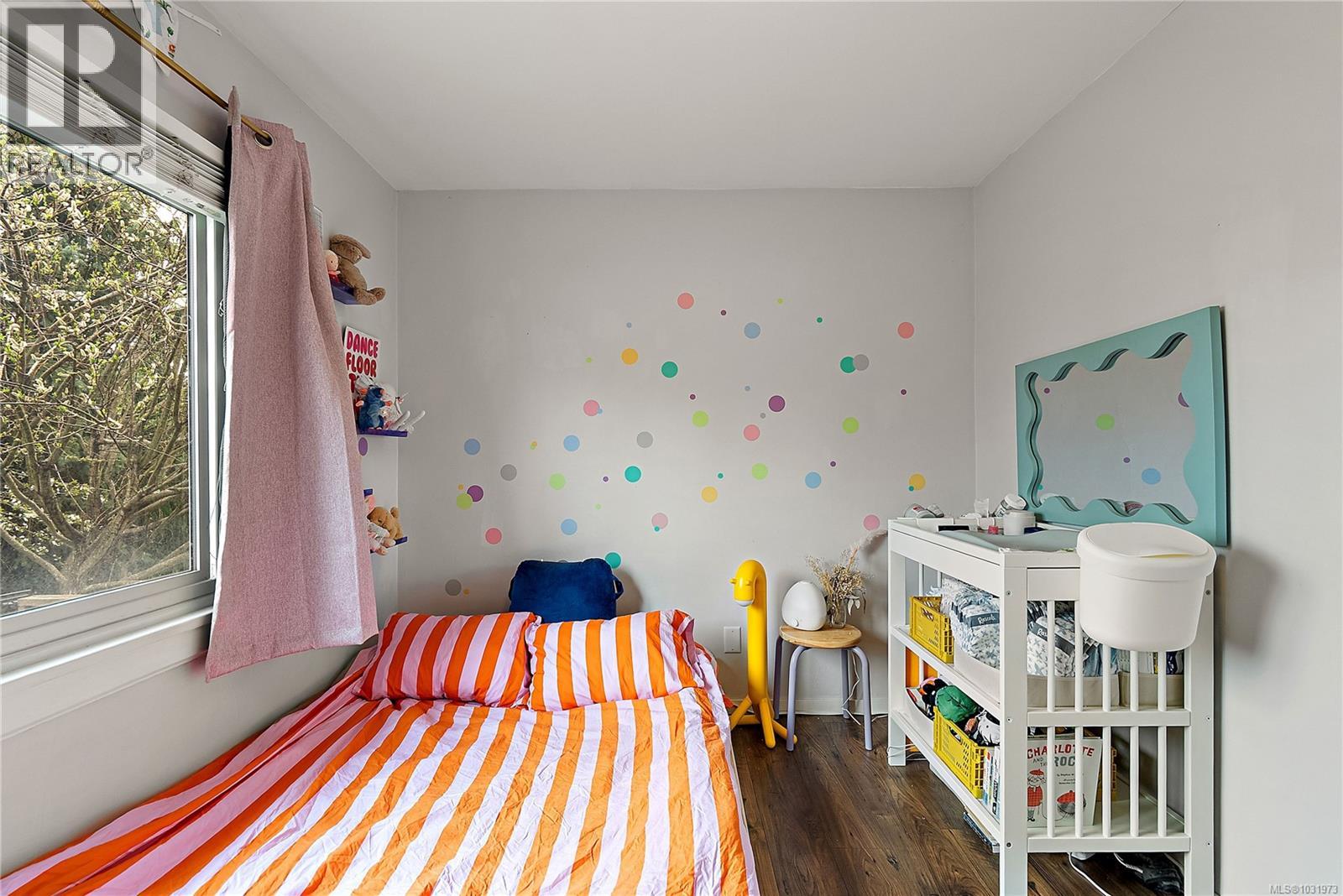 877 Wollaston St, Esquimalt, British Columbia  V9A 5A9 - Photo 5 - 1031973