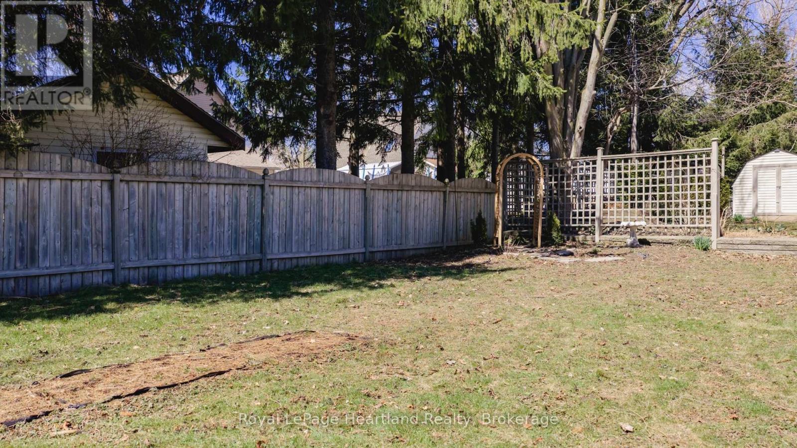 77 Chalk Street N, Huron East (Seaforth), Ontario  N0K 1W0 - Photo 39 - X12830850