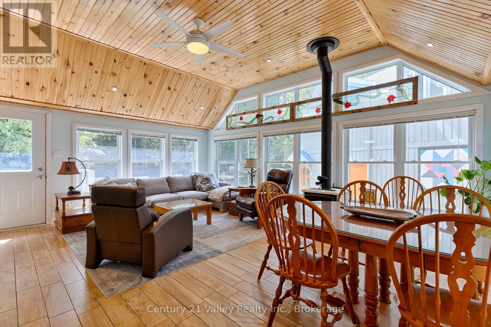671 Graphite Bay Road, Greater Madawaska, Ontario  K0J 1H0 - Photo 25 - X12829226