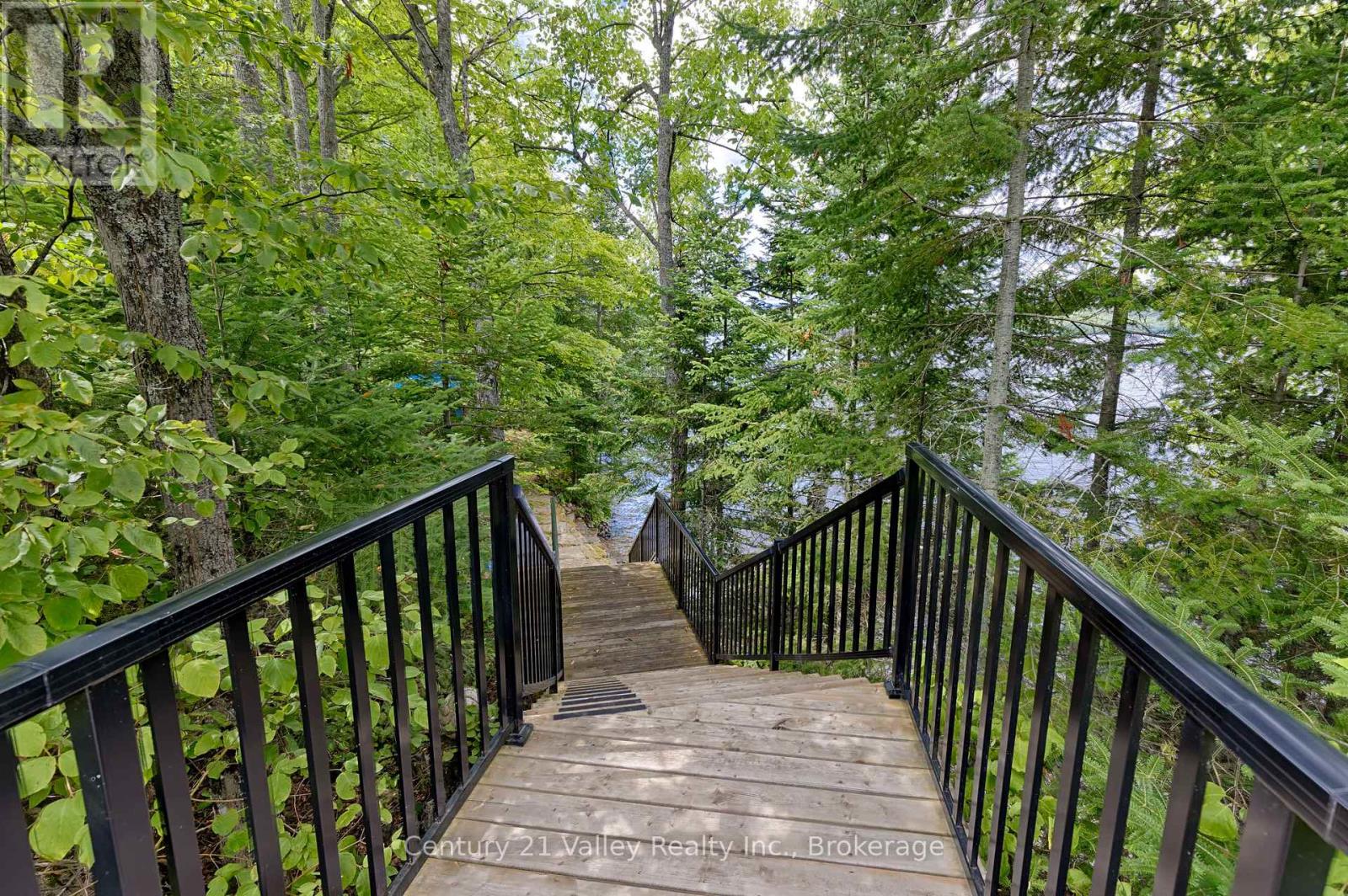 671 Graphite Bay Road, Greater Madawaska, Ontario  K0J 1H0 - Photo 4 - X12829226